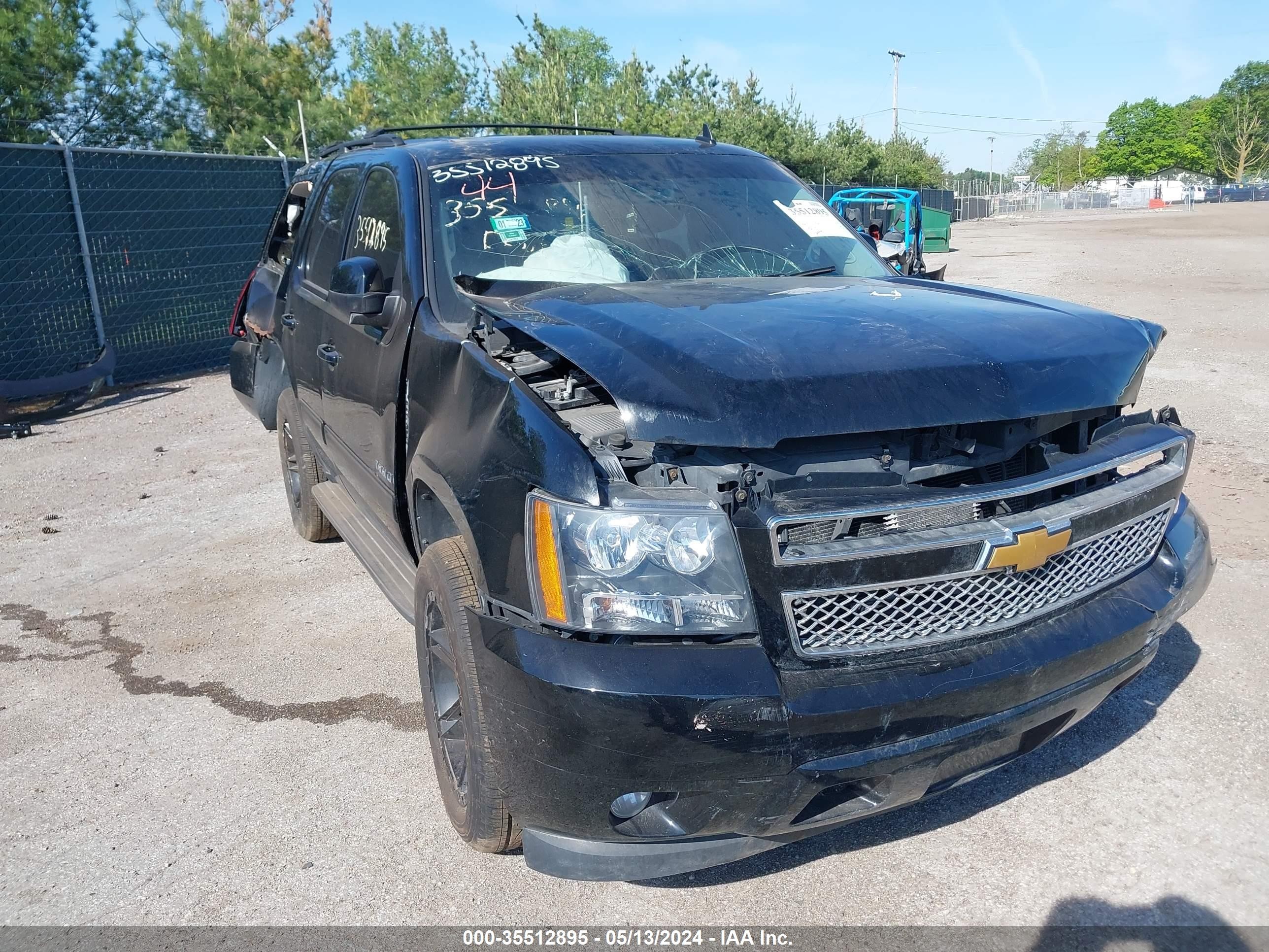 CHEVROLET TAHOE 2013 1gnskbe07dr379238