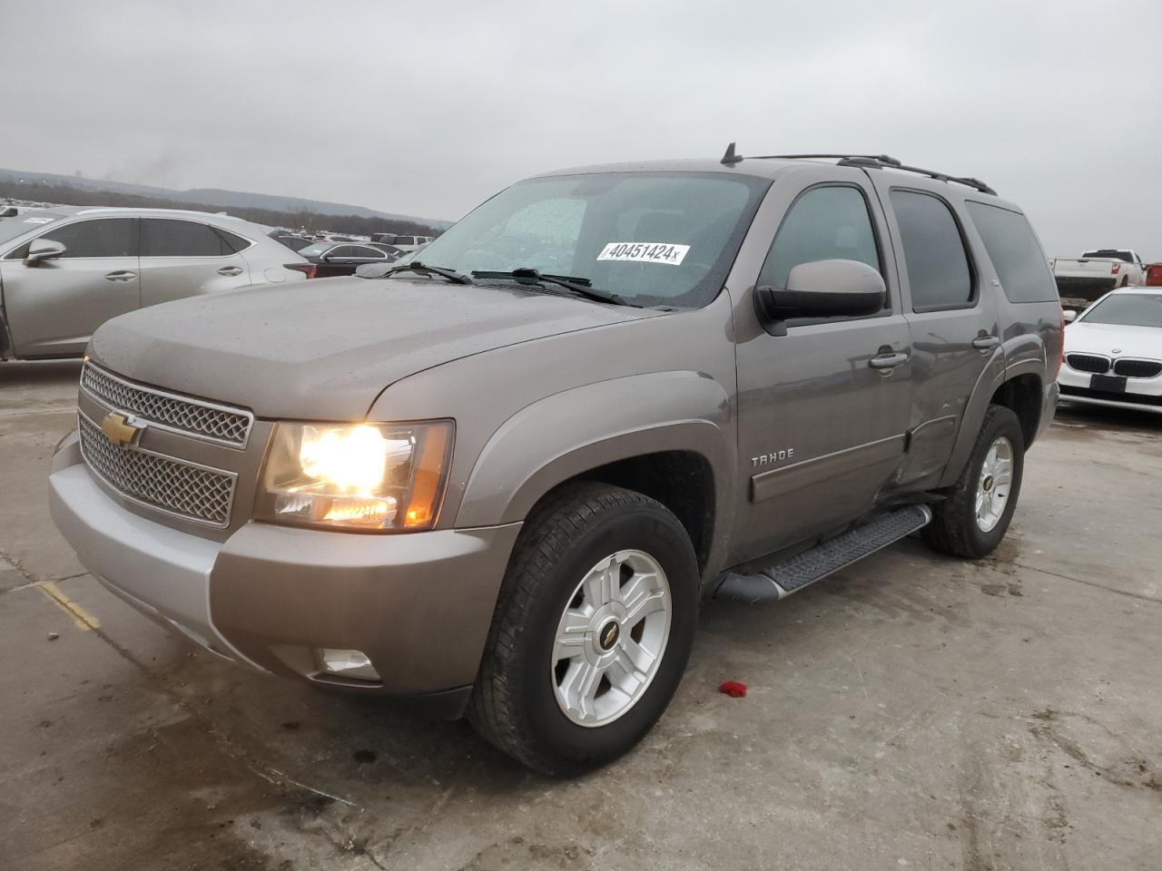 CHEVROLET TAHOE 2013 1gnskbe08dr336902