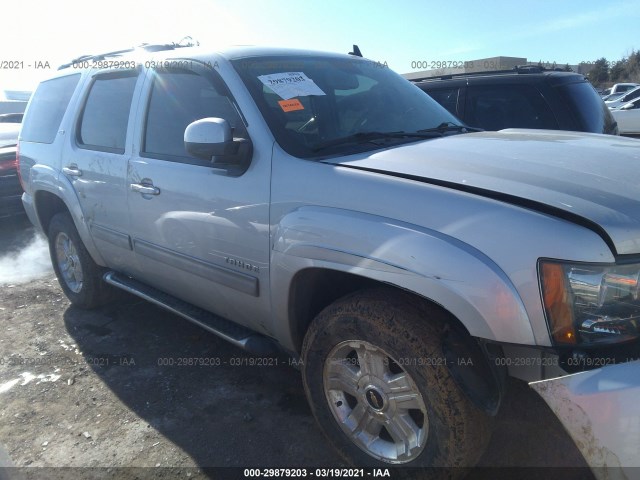 CHEVROLET TAHOE 2013 1gnskbe09dr378737