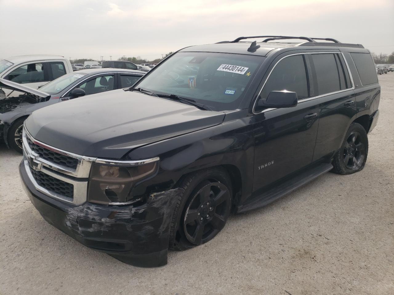 CHEVROLET TAHOE 2018 1gnskbkc3jr258118