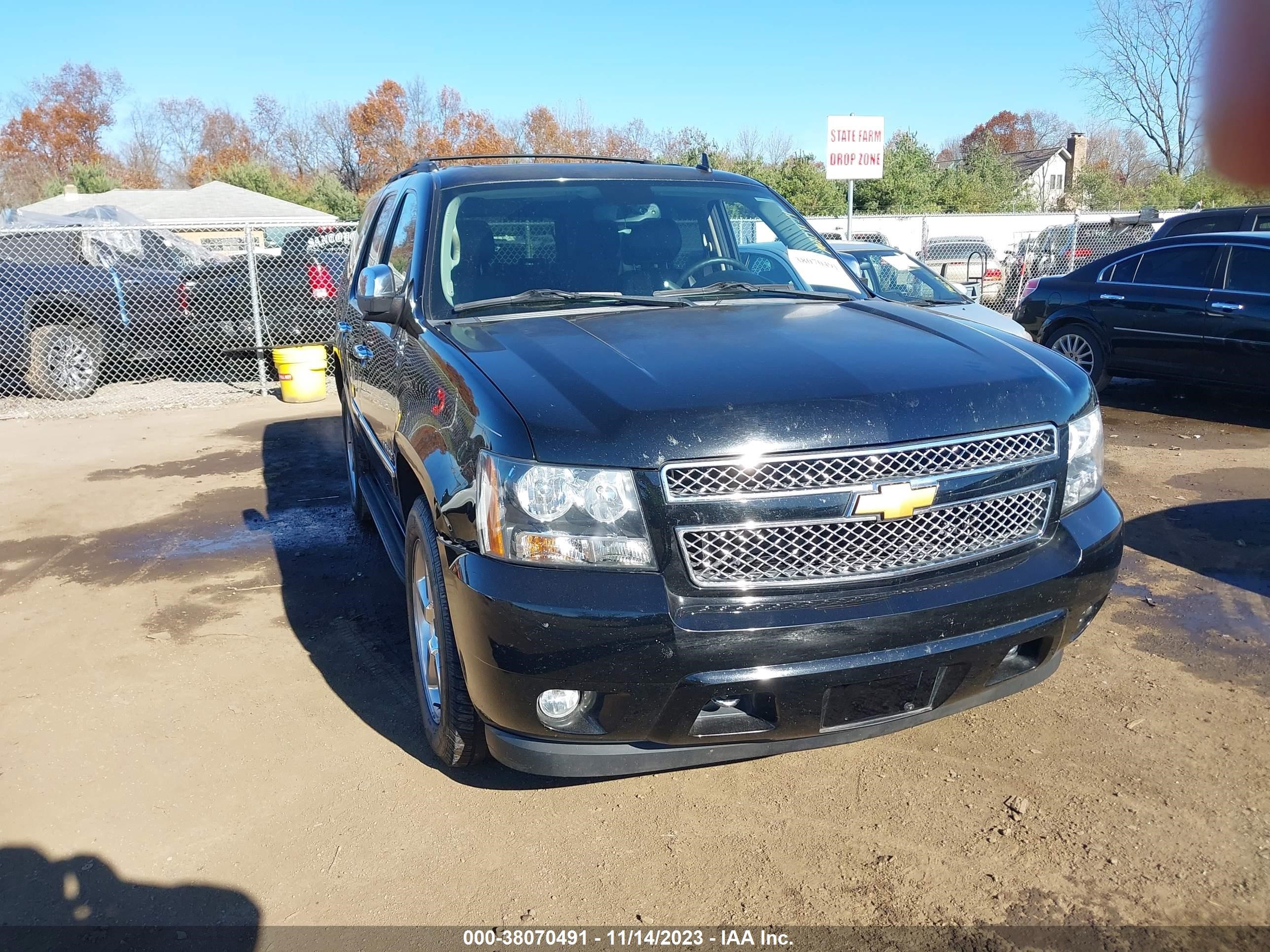 CHEVROLET TAHOE 2013 1gnskce04dr311260