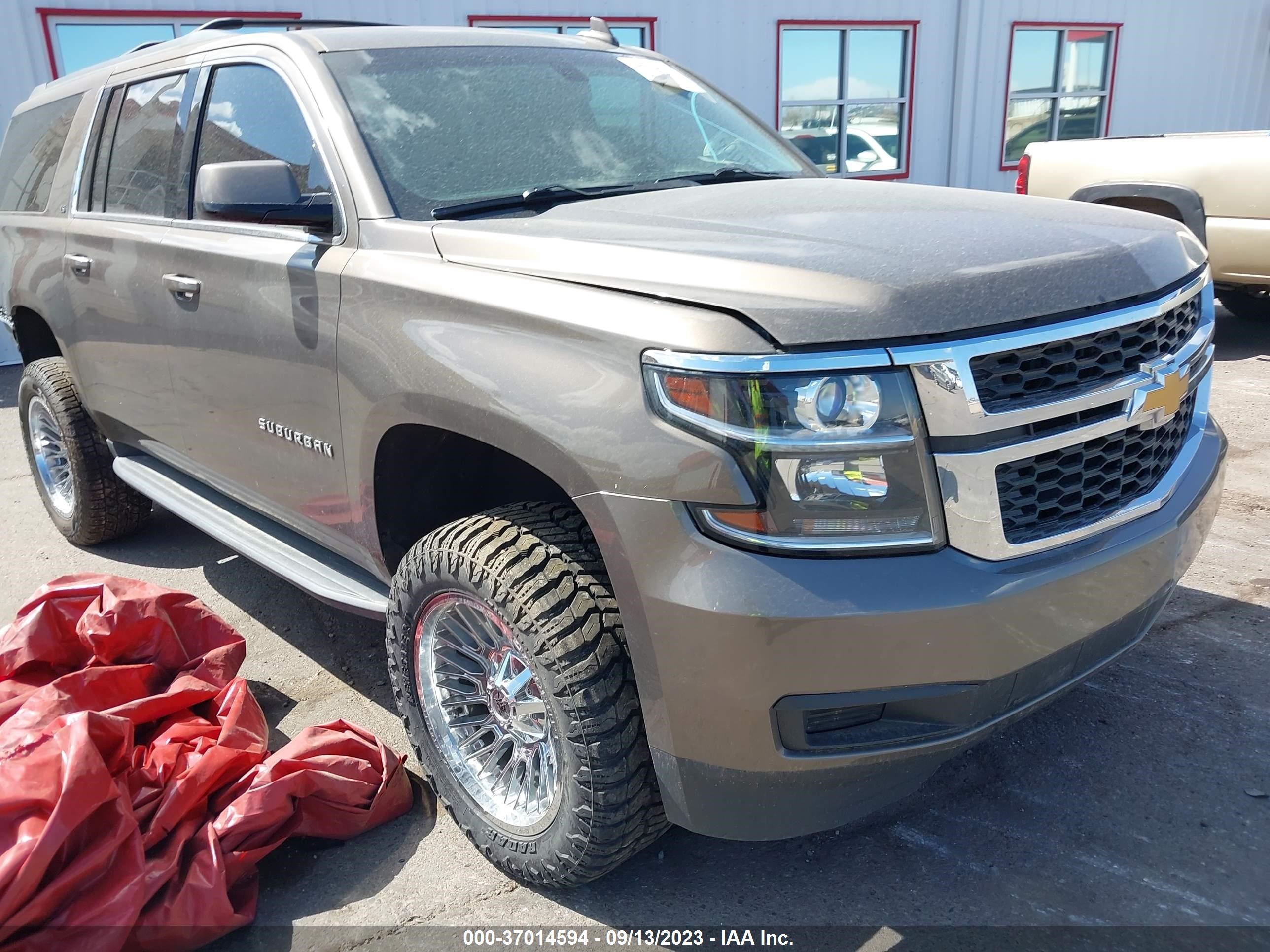 CHEVROLET SUBURBAN 2016 1gnskgec1gr425156