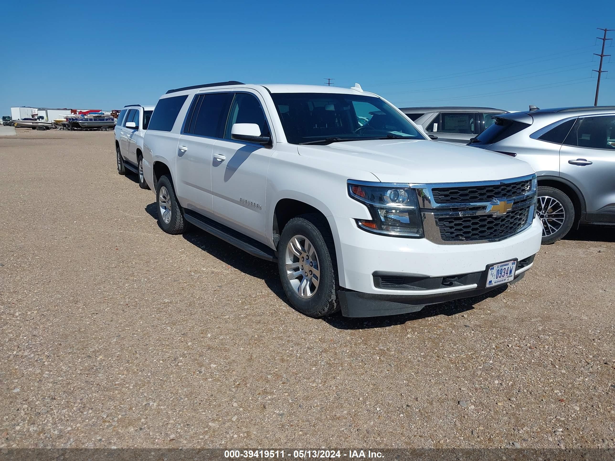 CHEVROLET SUBURBAN 2019 1gnskgec3kr332342