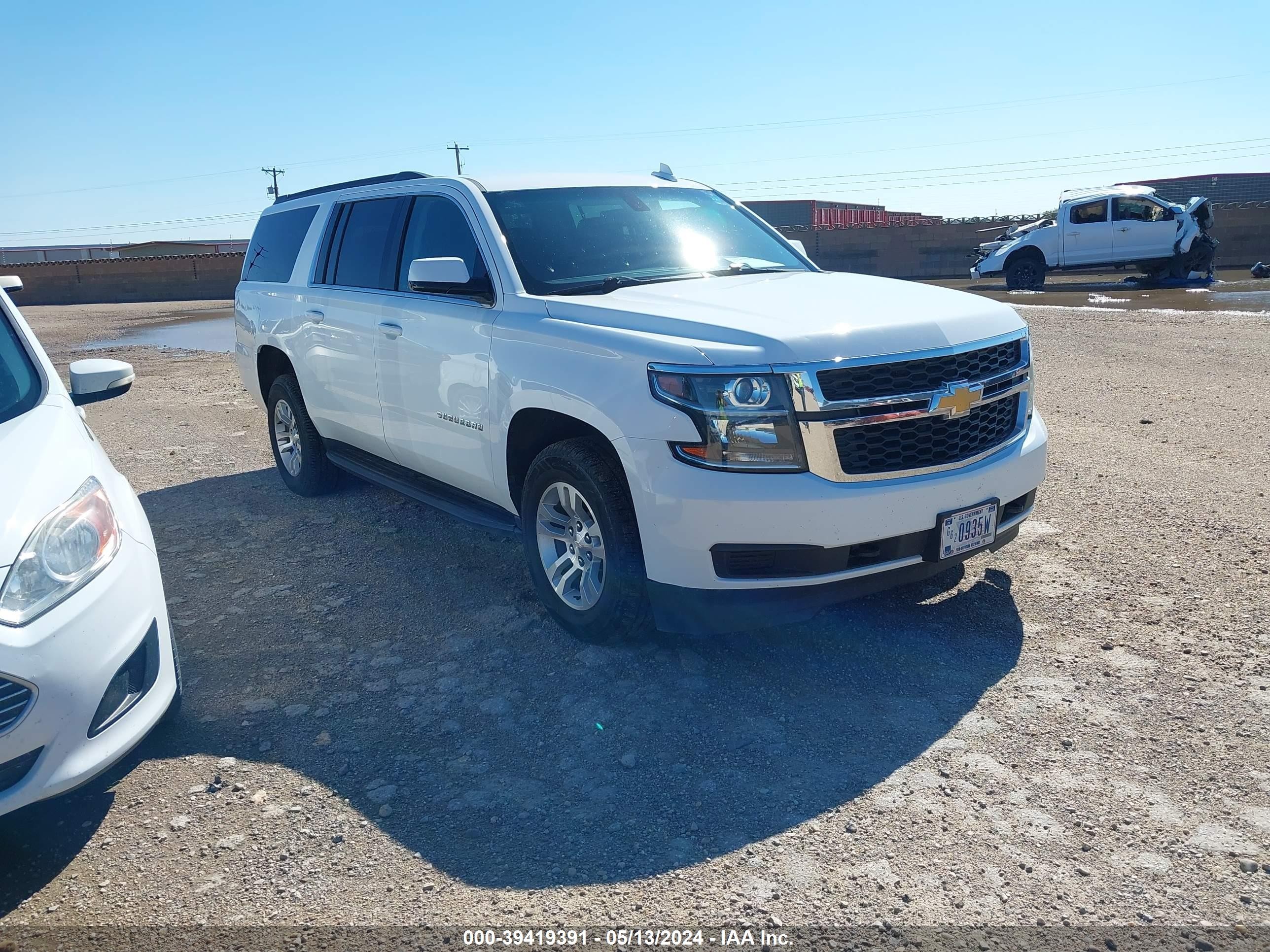 CHEVROLET SUBURBAN 2019 1gnskgec4kr330888