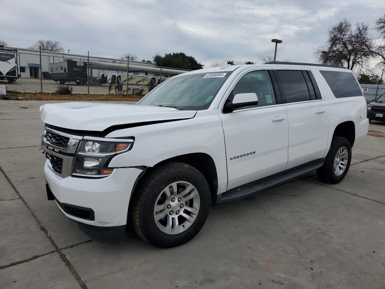 CHEVROLET SUBURBAN 2017 1gnskgkc9hr142865