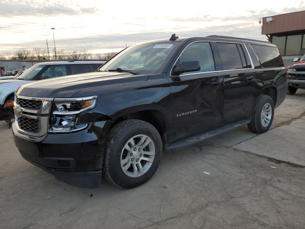 CHEVROLET SUBURBAN 2019 1gnskgkc9kr298847