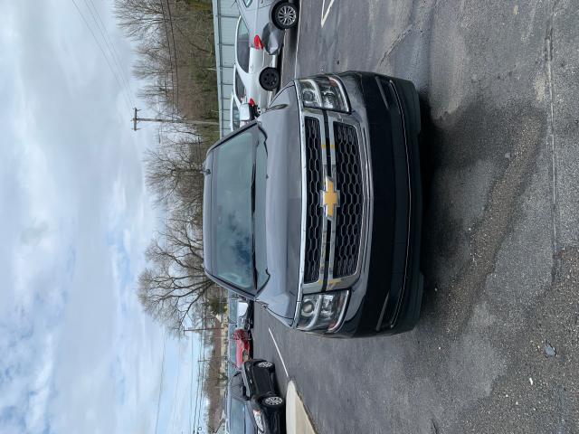 CHEVROLET SUBURBAN 2019 1gnskhkc6kr103275