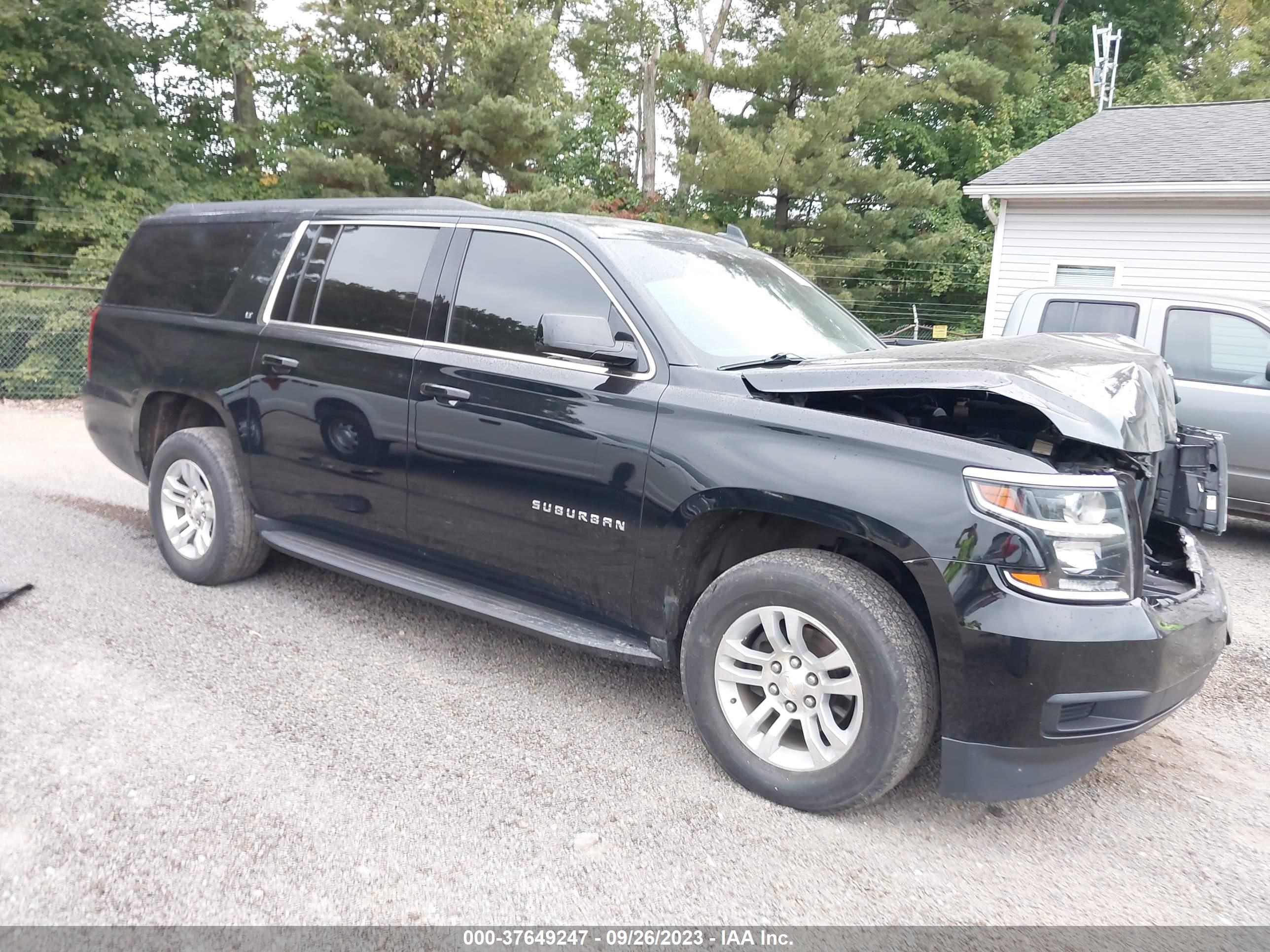 CHEVROLET SUBURBAN 2019 1gnskhkc6kr367788