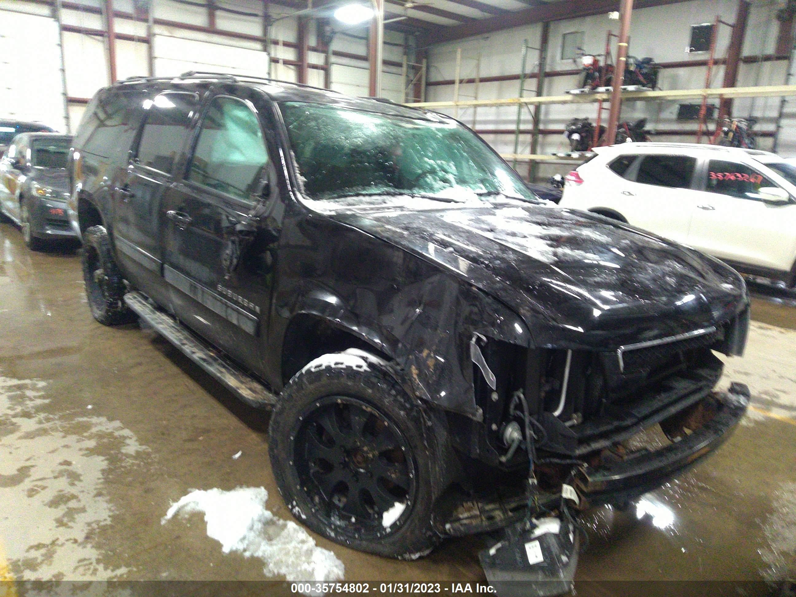 CHEVROLET SUBURBAN 2013 1gnskje75dr122621