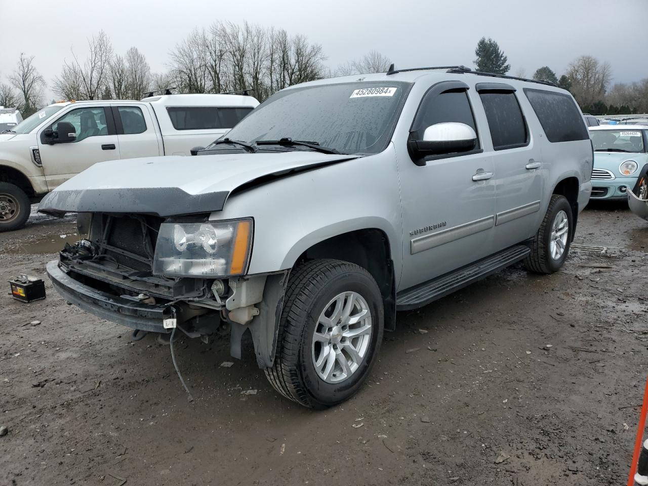 CHEVROLET SUBURBAN 2013 1gnskje75dr212061