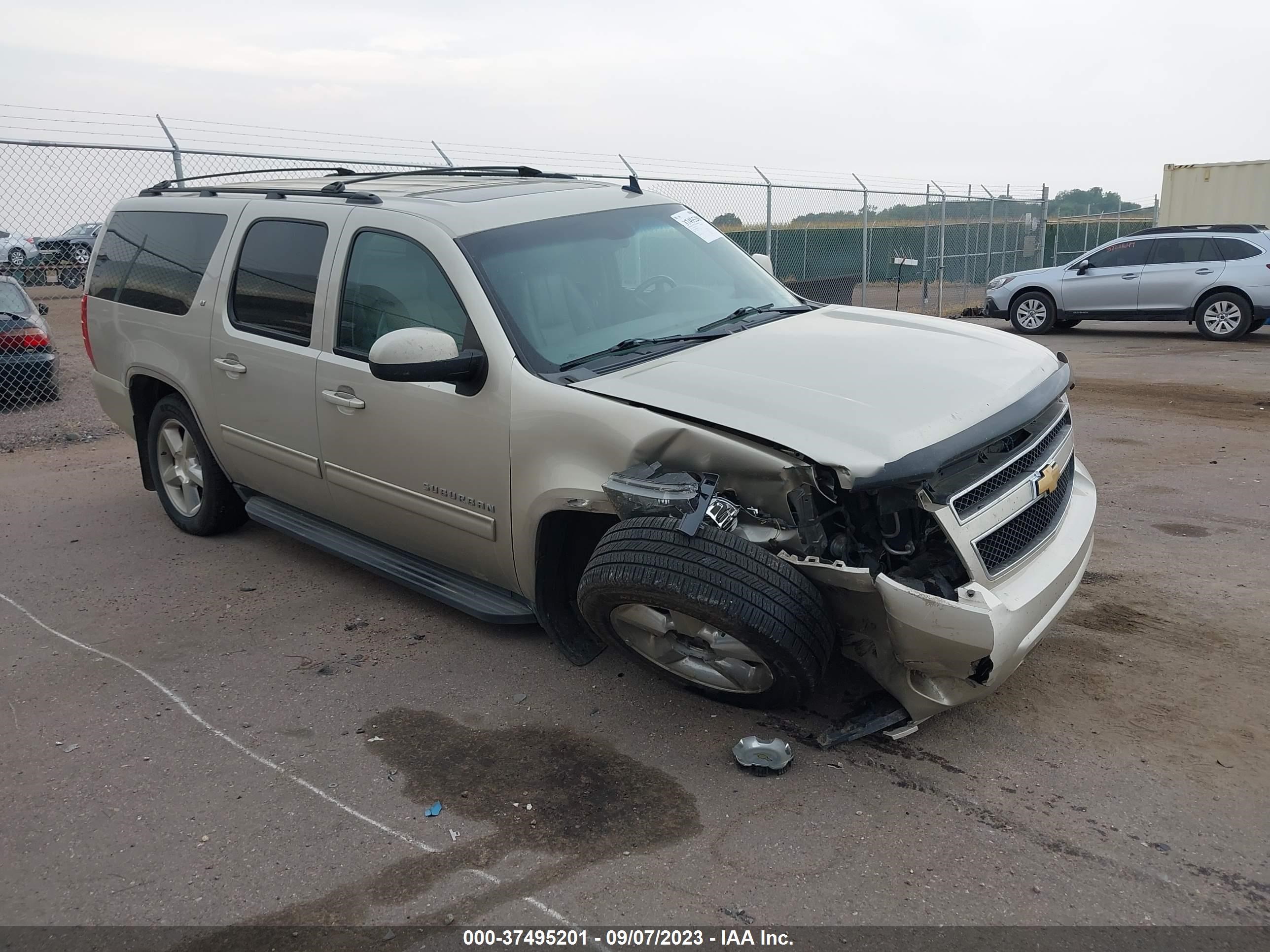 CHEVROLET SUBURBAN 2013 1gnskje78dr165978