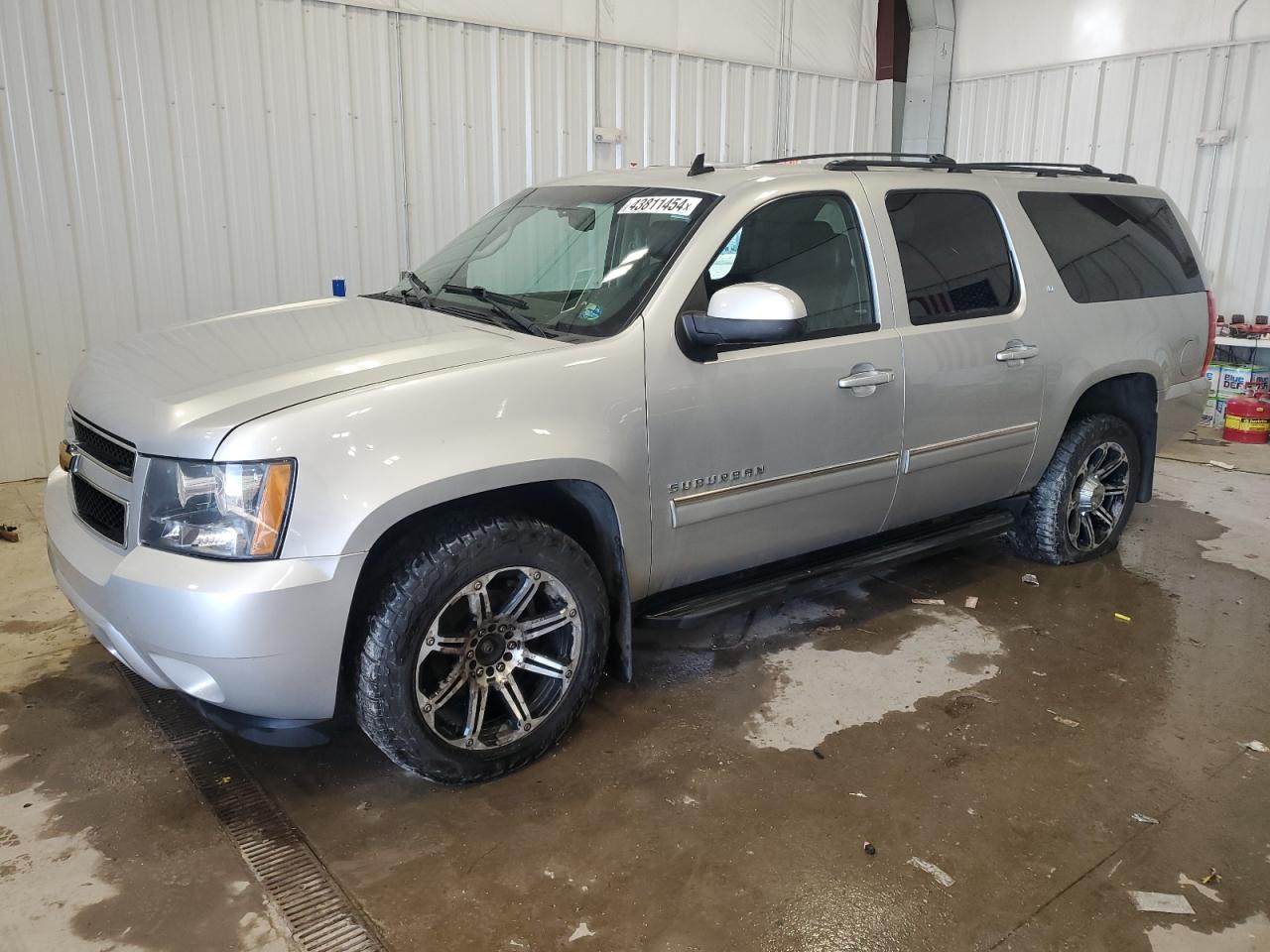 CHEVROLET SUBURBAN 2013 1gnskje7xdr156134