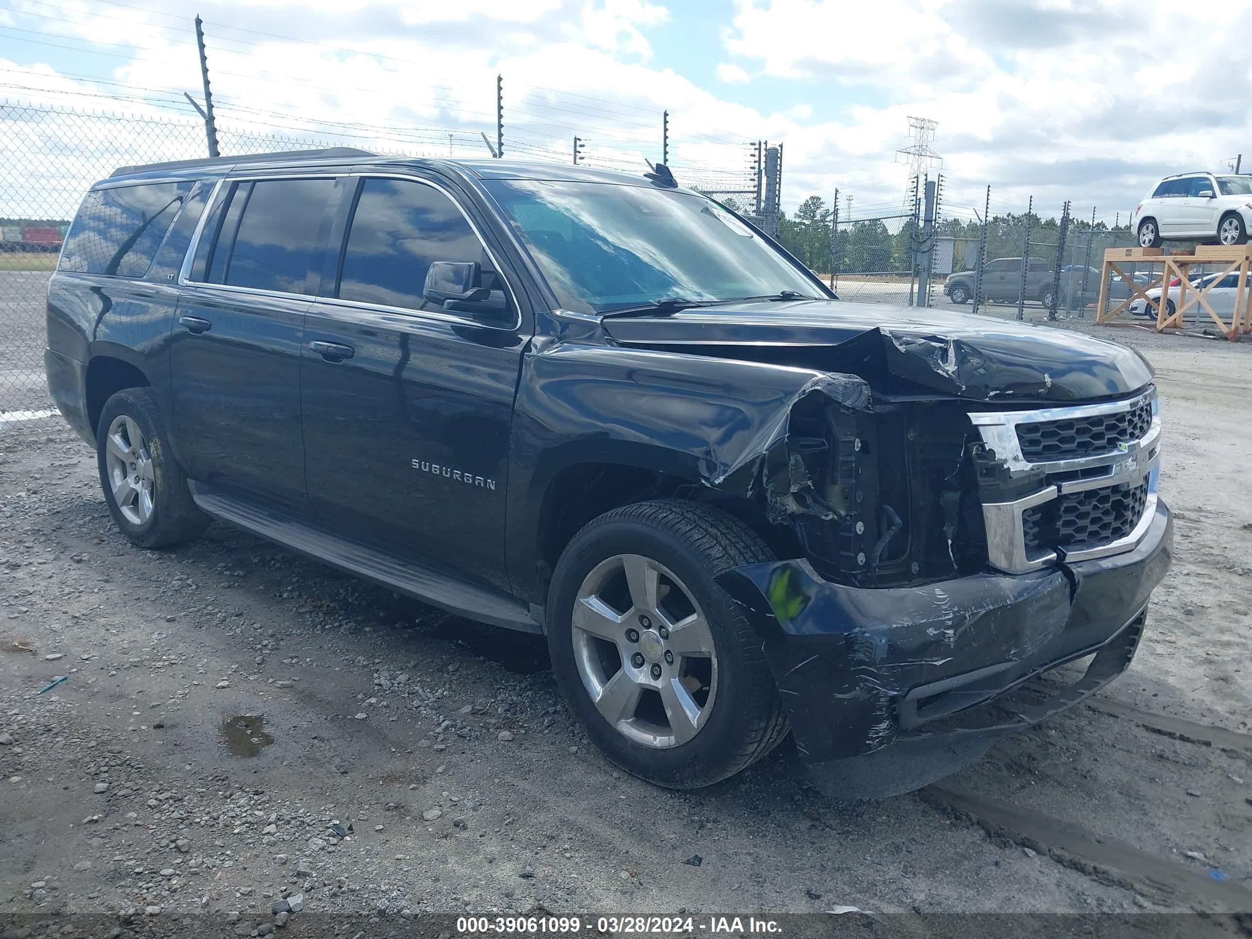 CHEVROLET SUBURBAN 2015 1gnskjkc5fr566425