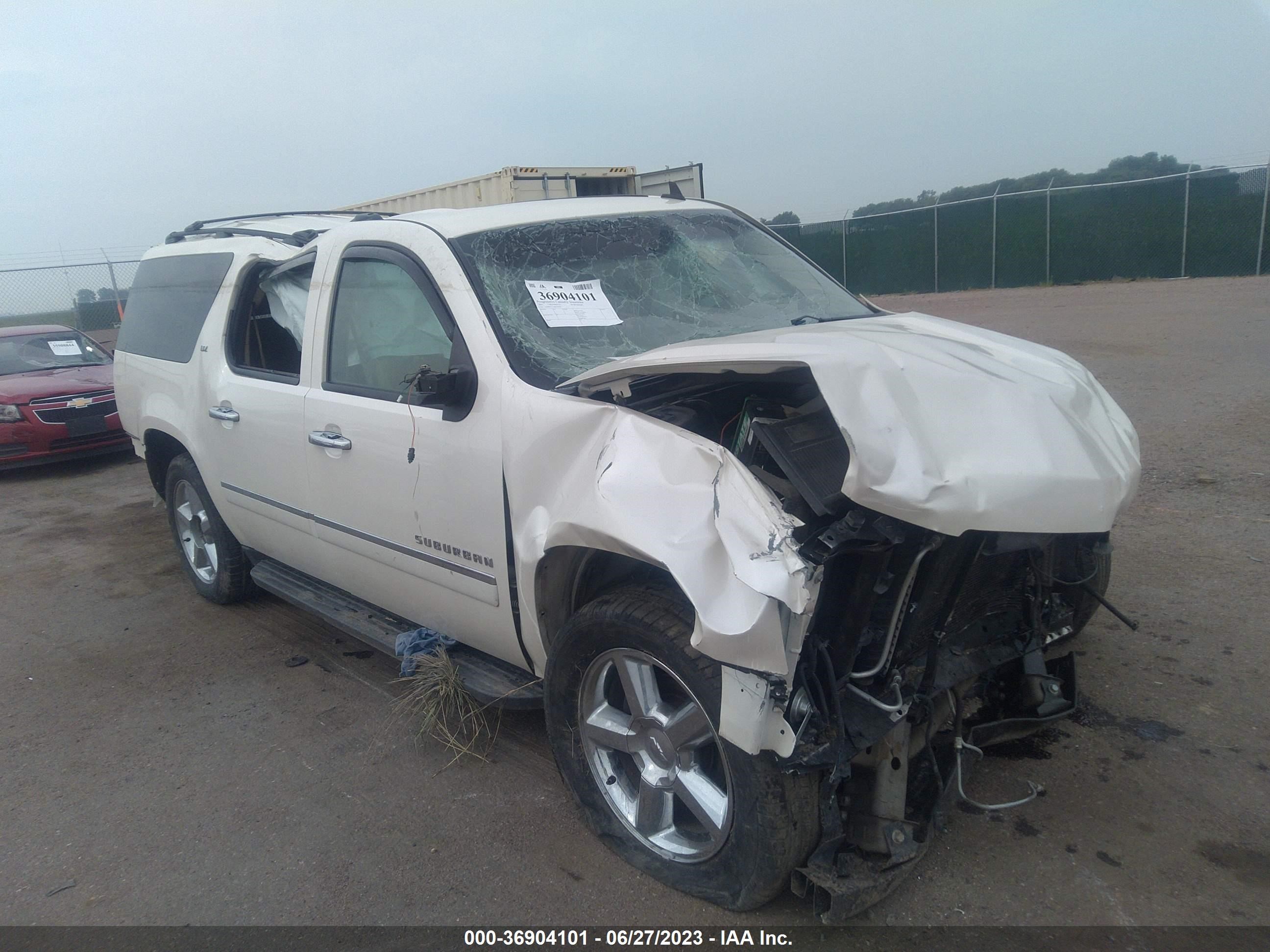 CHEVROLET SUBURBAN 2011 1gnskke37br395494