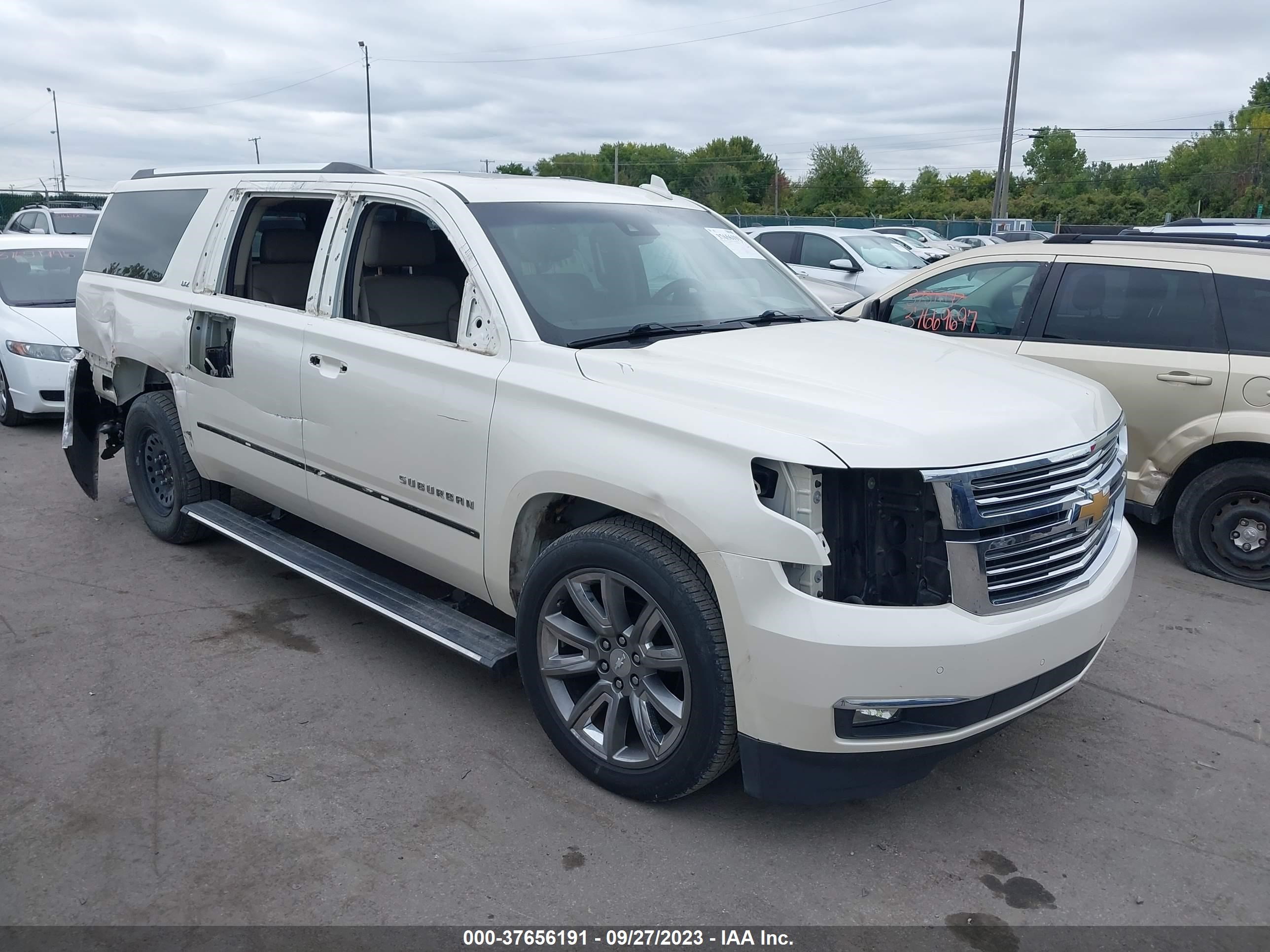 CHEVROLET SUBURBAN 2015 1gnskkkc7fr518236