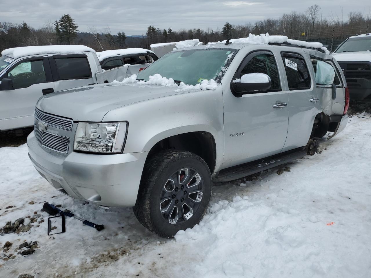 CHEVROLET TAHOE 2010 1gnukbe04ar266853