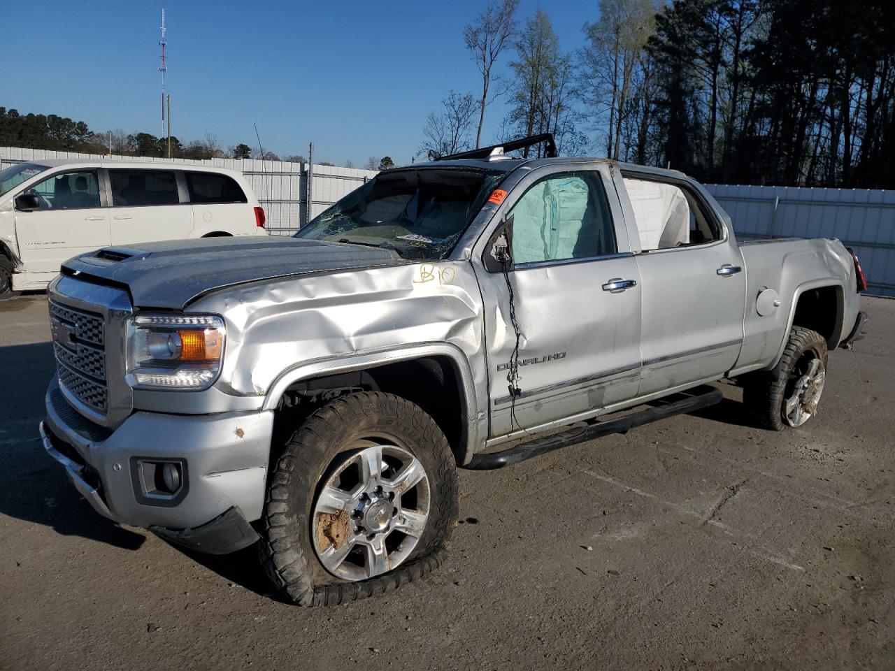 GMC SIERRA 2018 1gt12uey7jf170018