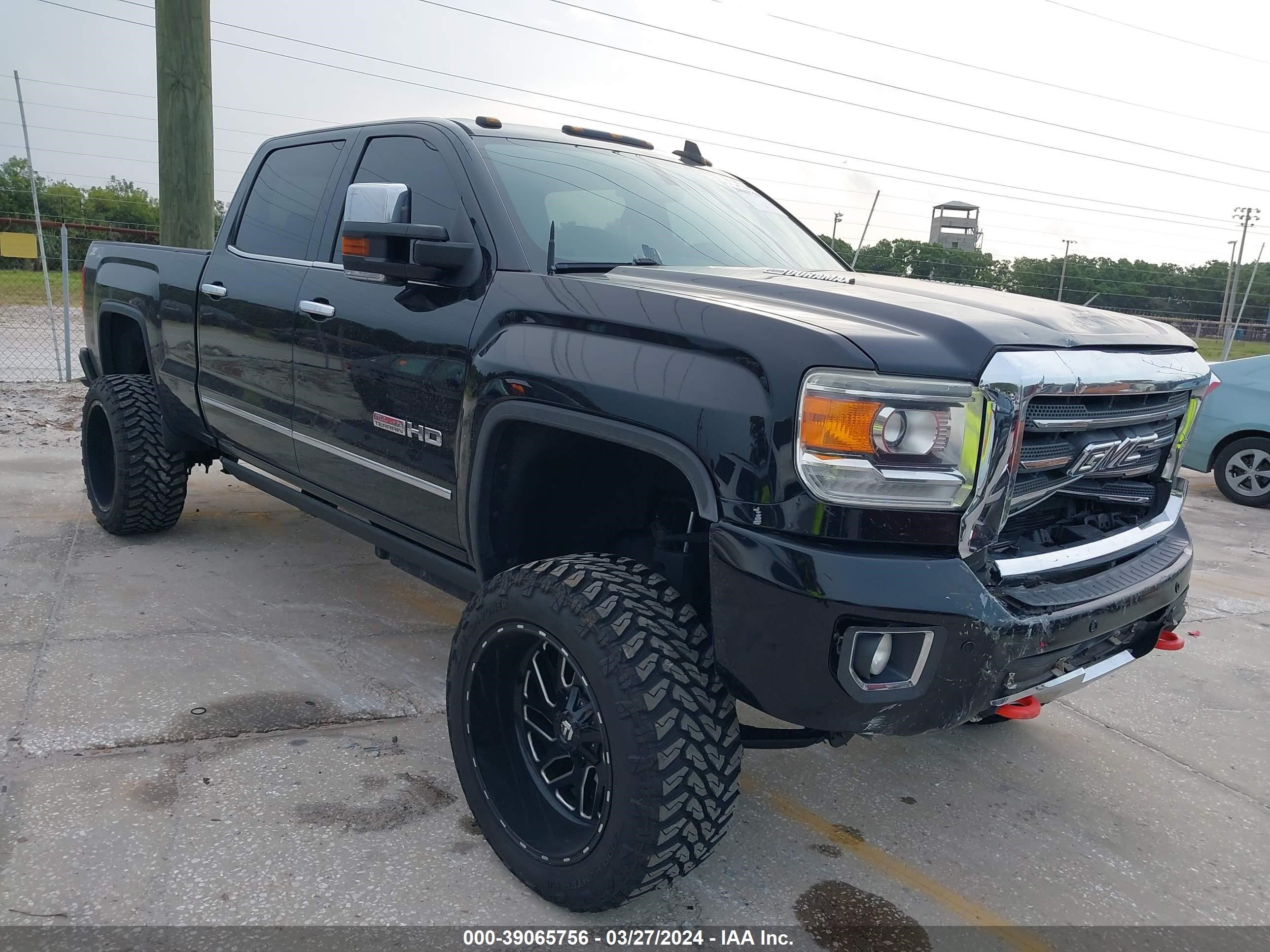 GMC SIERRA 2015 1gt12ze82ff518246