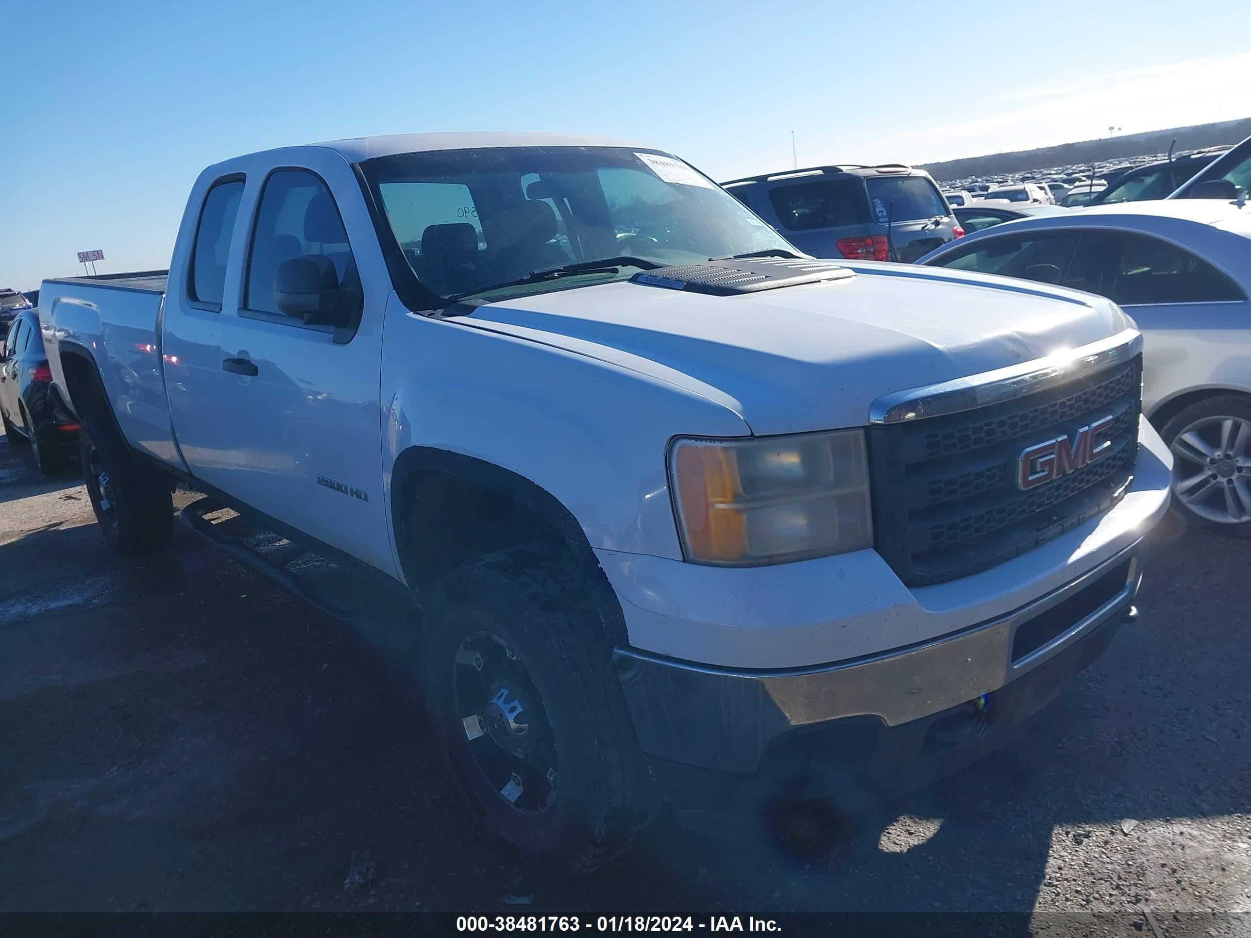 GMC SIERRA 2013 1gt21zcg8dz143590