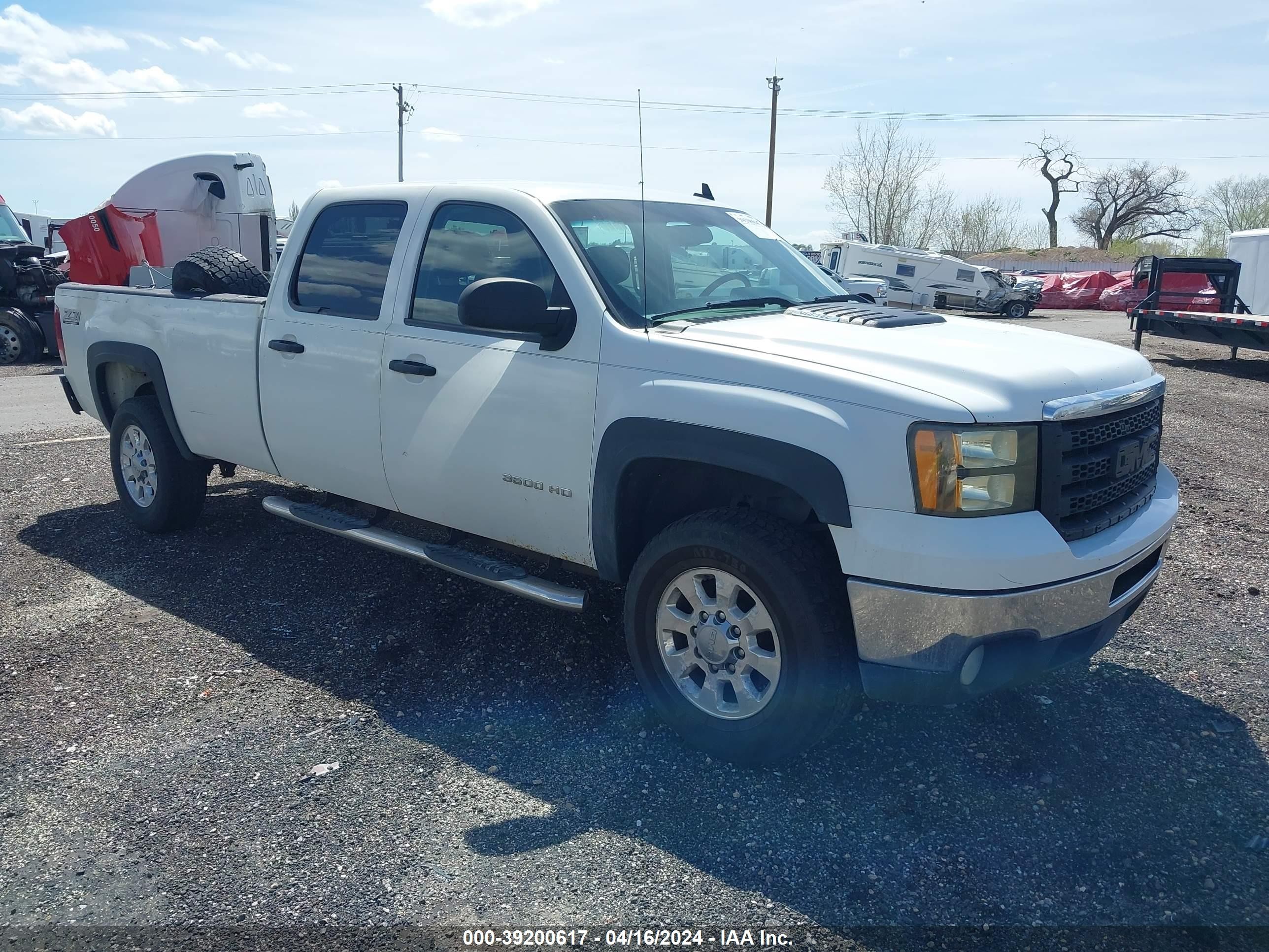 GMC NULL 2011 1gt422cg5bf162335