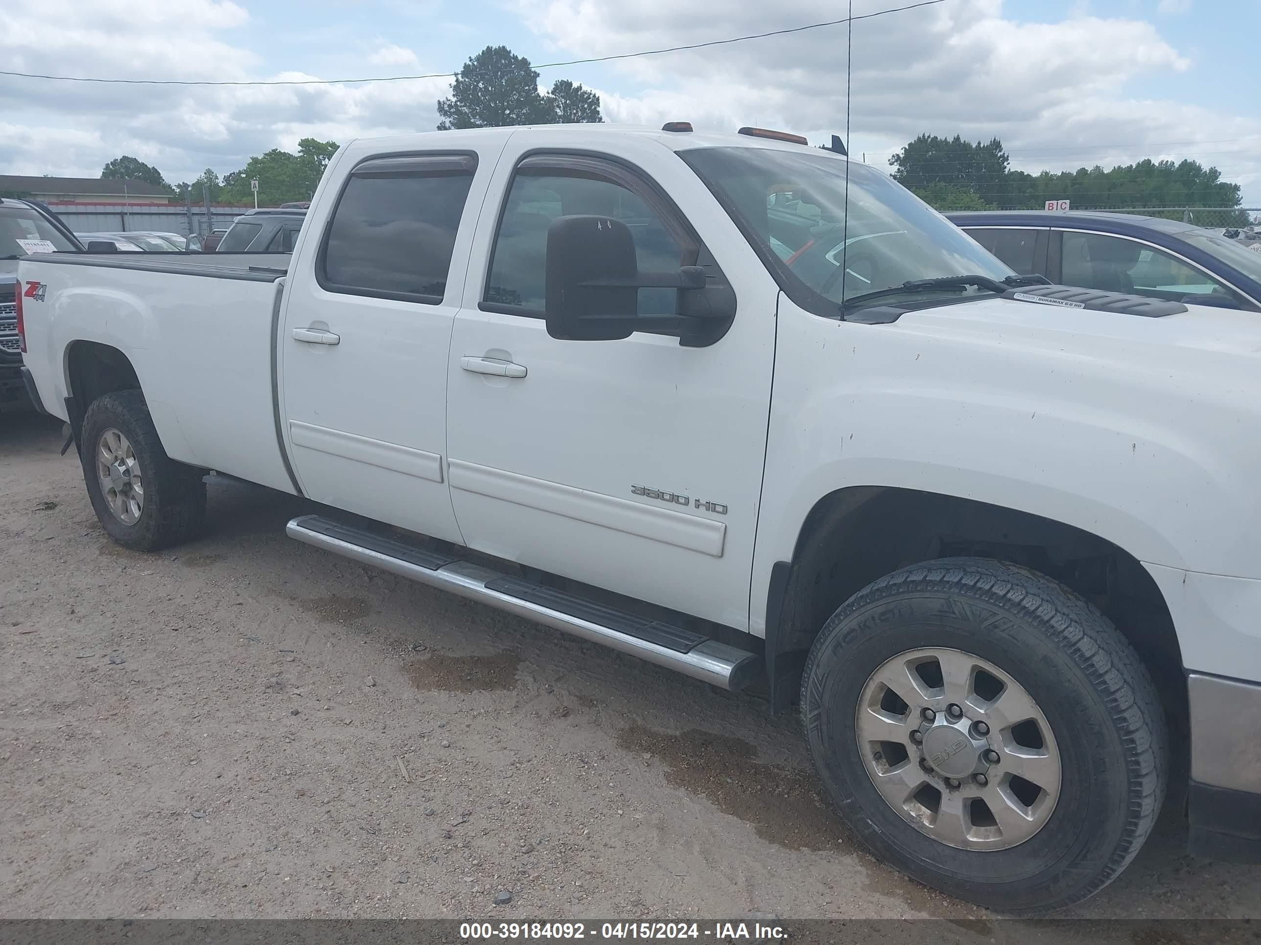 GMC SIERRA 2012 1gt424e81cf174369