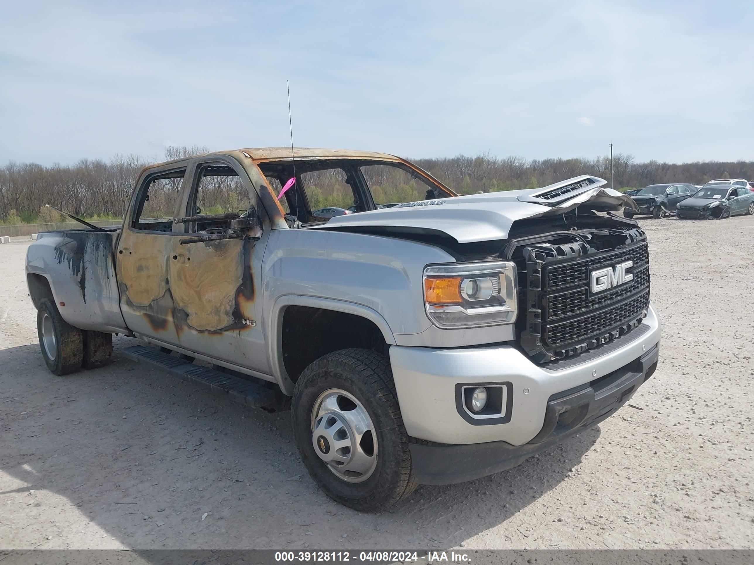 GMC SIERRA 2019 1gt42wey0kf203550