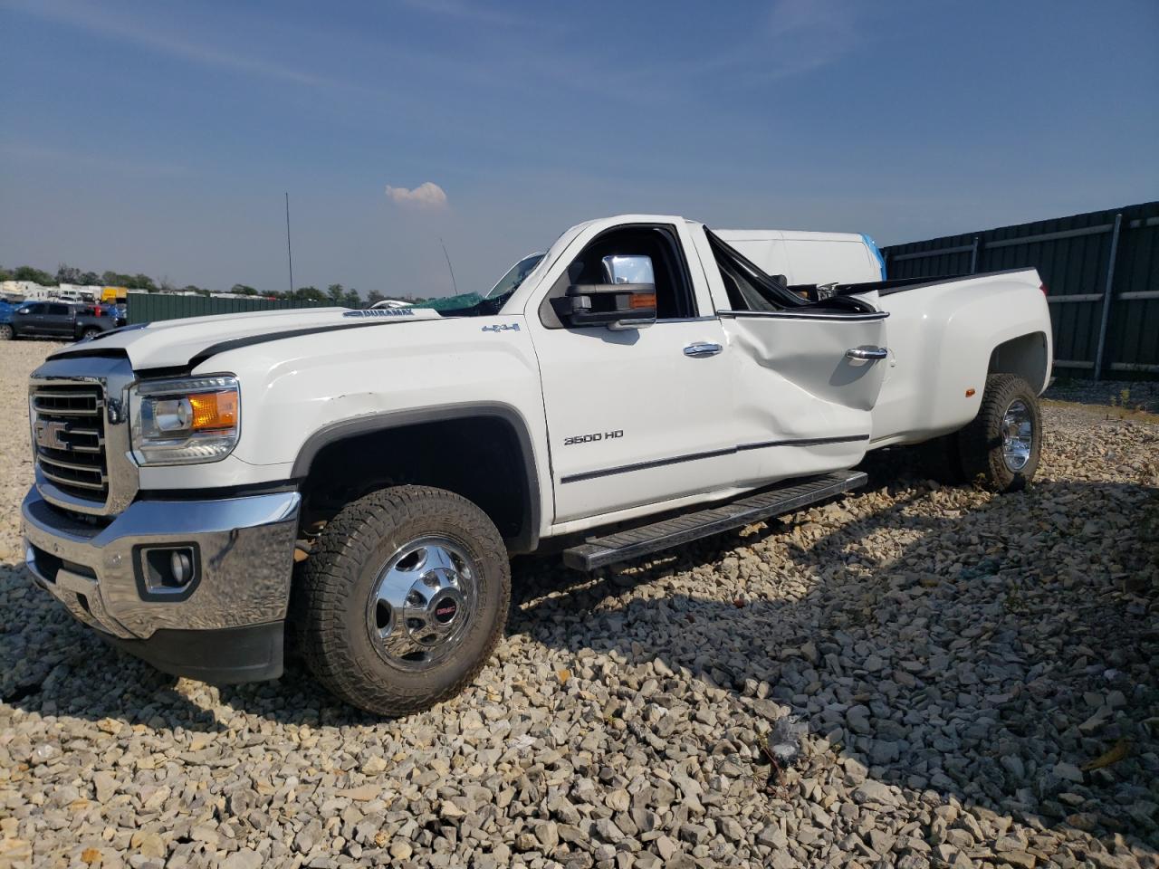 GMC SIERRA 2018 1gt42xcy0jf275713