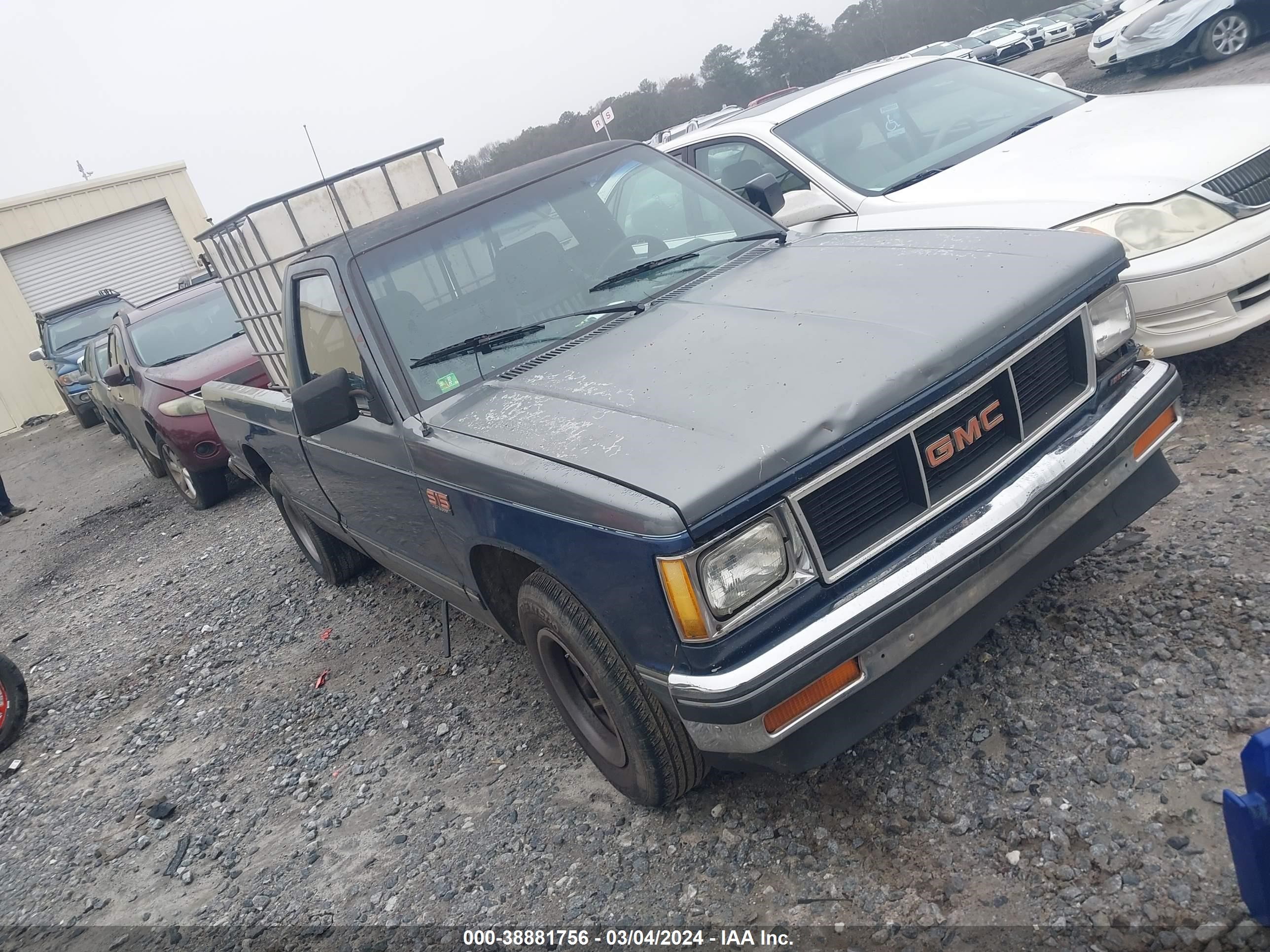 GMC SAVANA 1986 1gtcs14r5g2517945