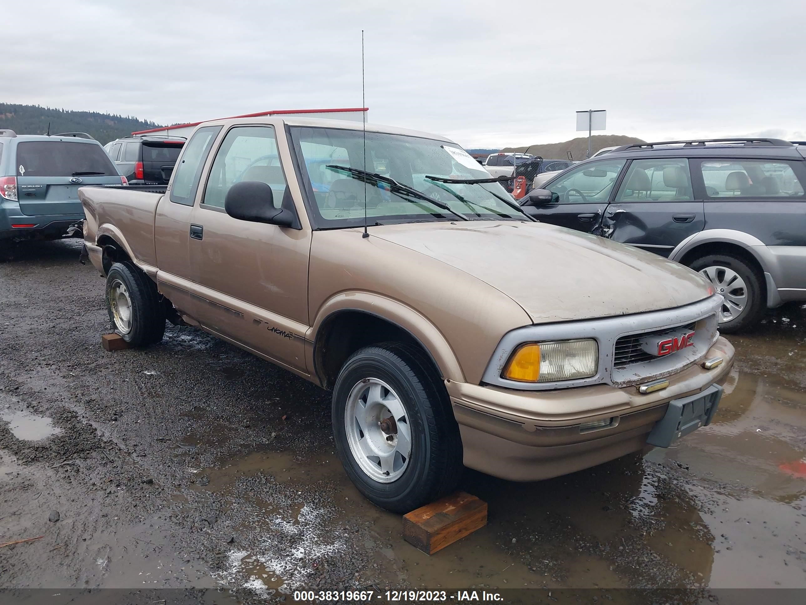 GMC SONOMA 1996 1gtcs1945t8515424