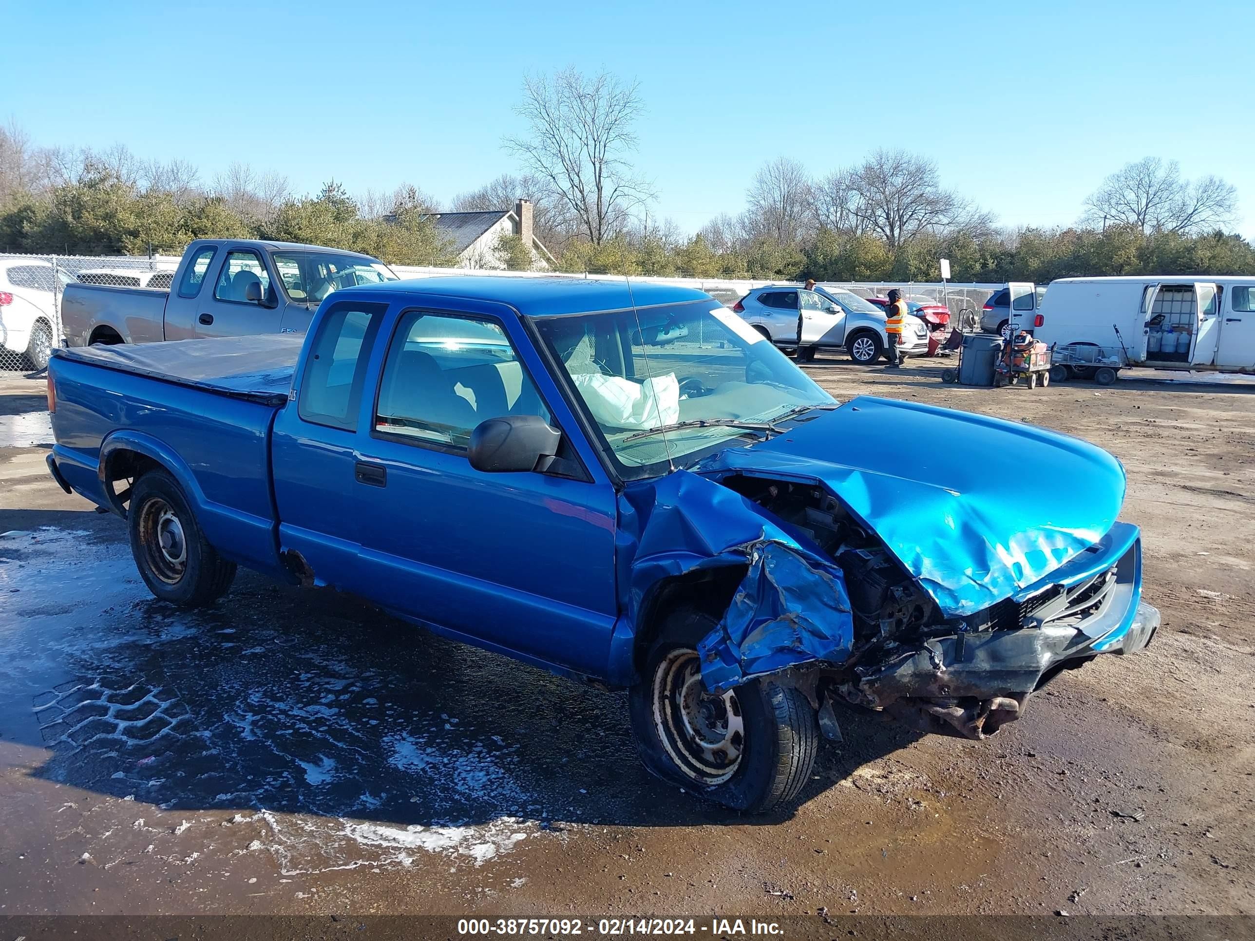 GMC SONOMA 2001 1gtcs195818209842