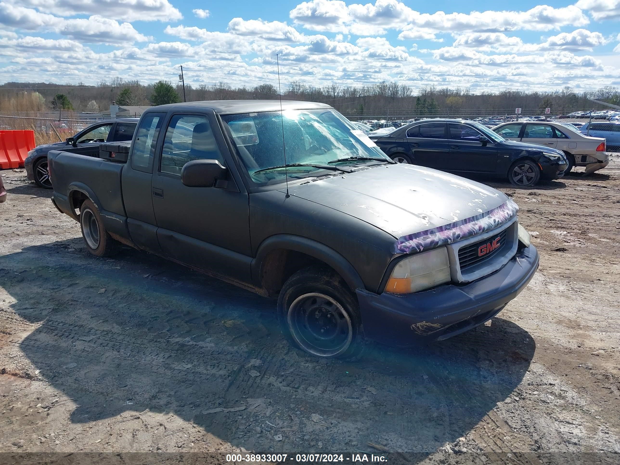 GMC SONOMA 2003 1gtcs19h738153549