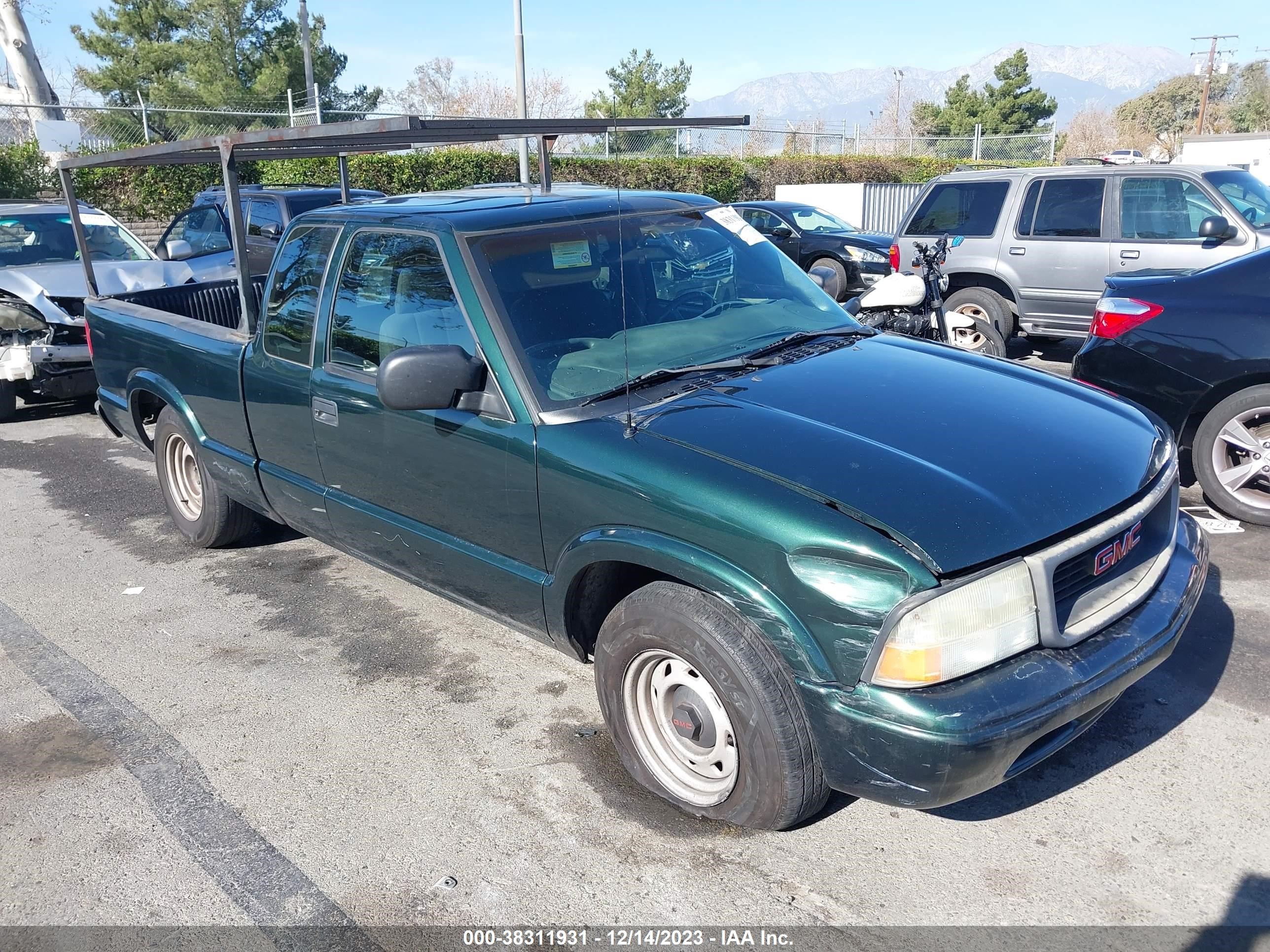 GMC SONOMA 2003 1gtcs19hx38270171