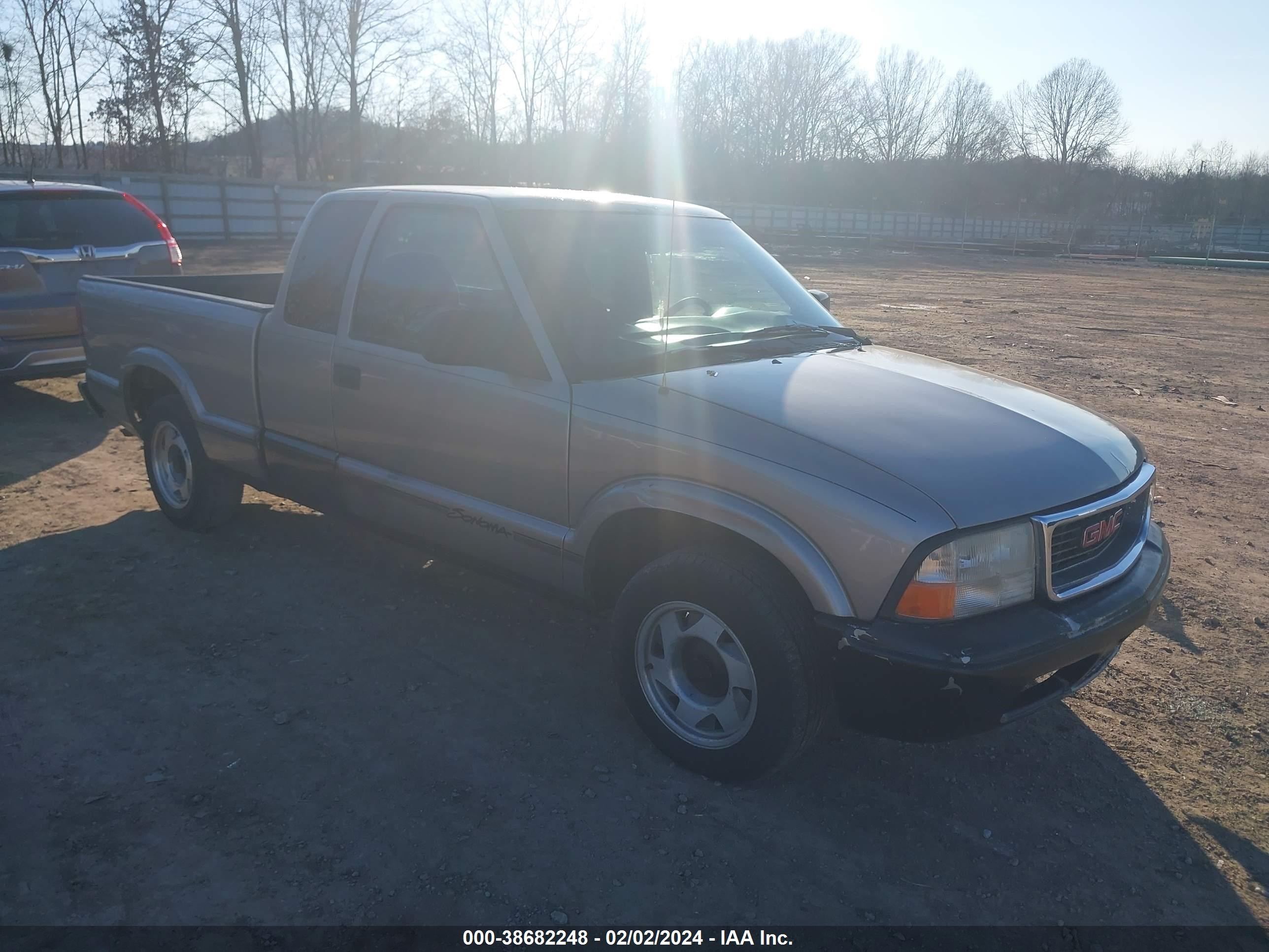 GMC SONOMA 2002 1gtcs19w728110679