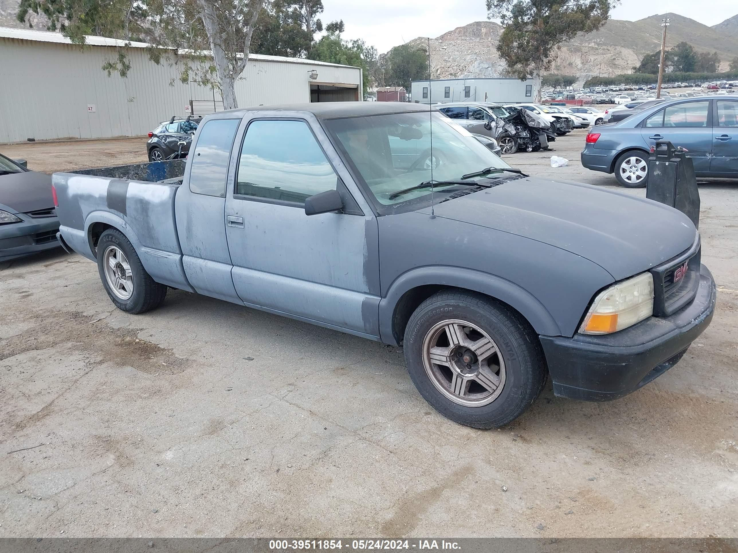 GMC SONOMA 1998 1gtcs19x2w8523690