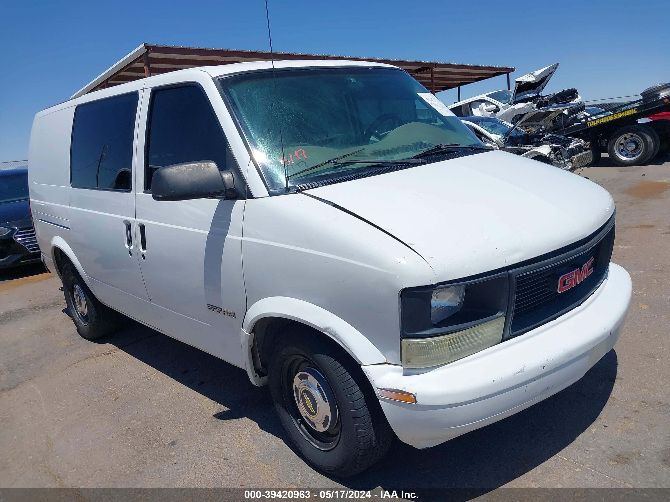 GMC SAFARI 1999 1gtdm19w7xb513246