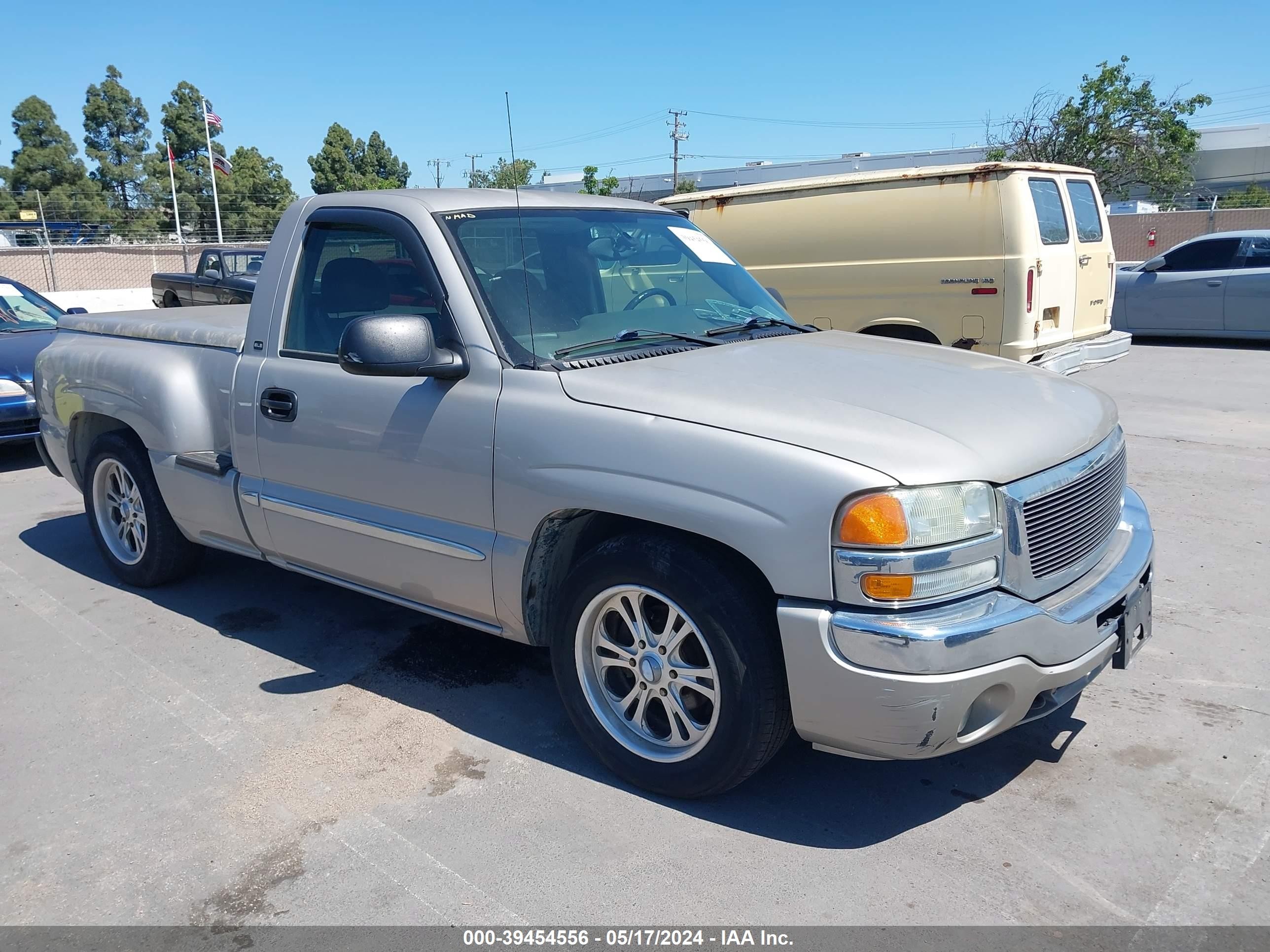 GMC SIERRA 2004 1gtec14v04z138180