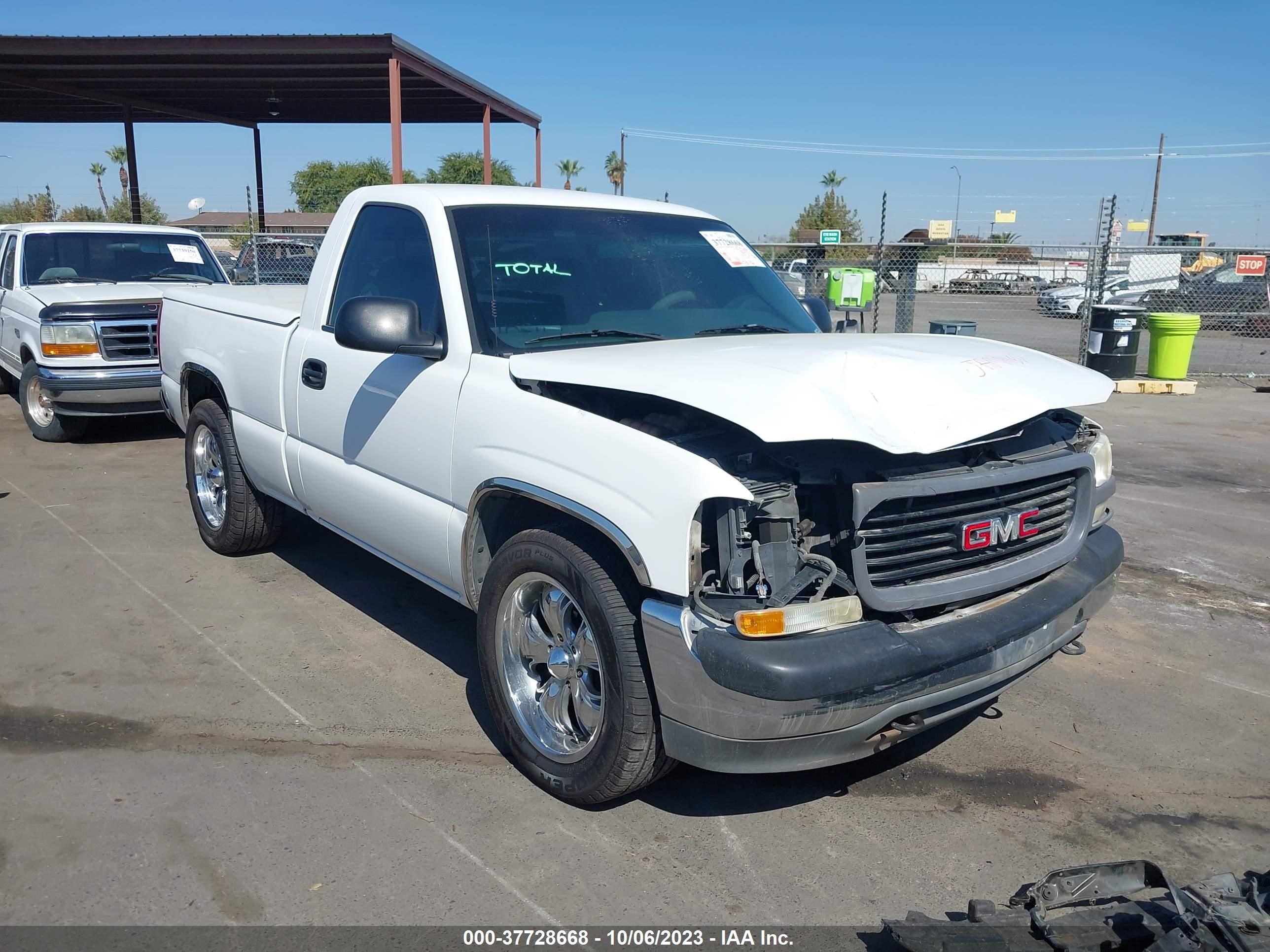 GMC SIERRA 2002 1gtec14x32z155568