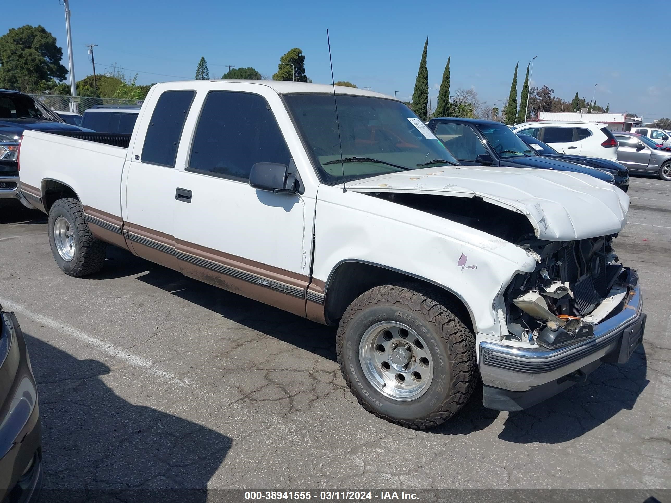 GMC SIERRA 1998 1gtec19r1wr514769