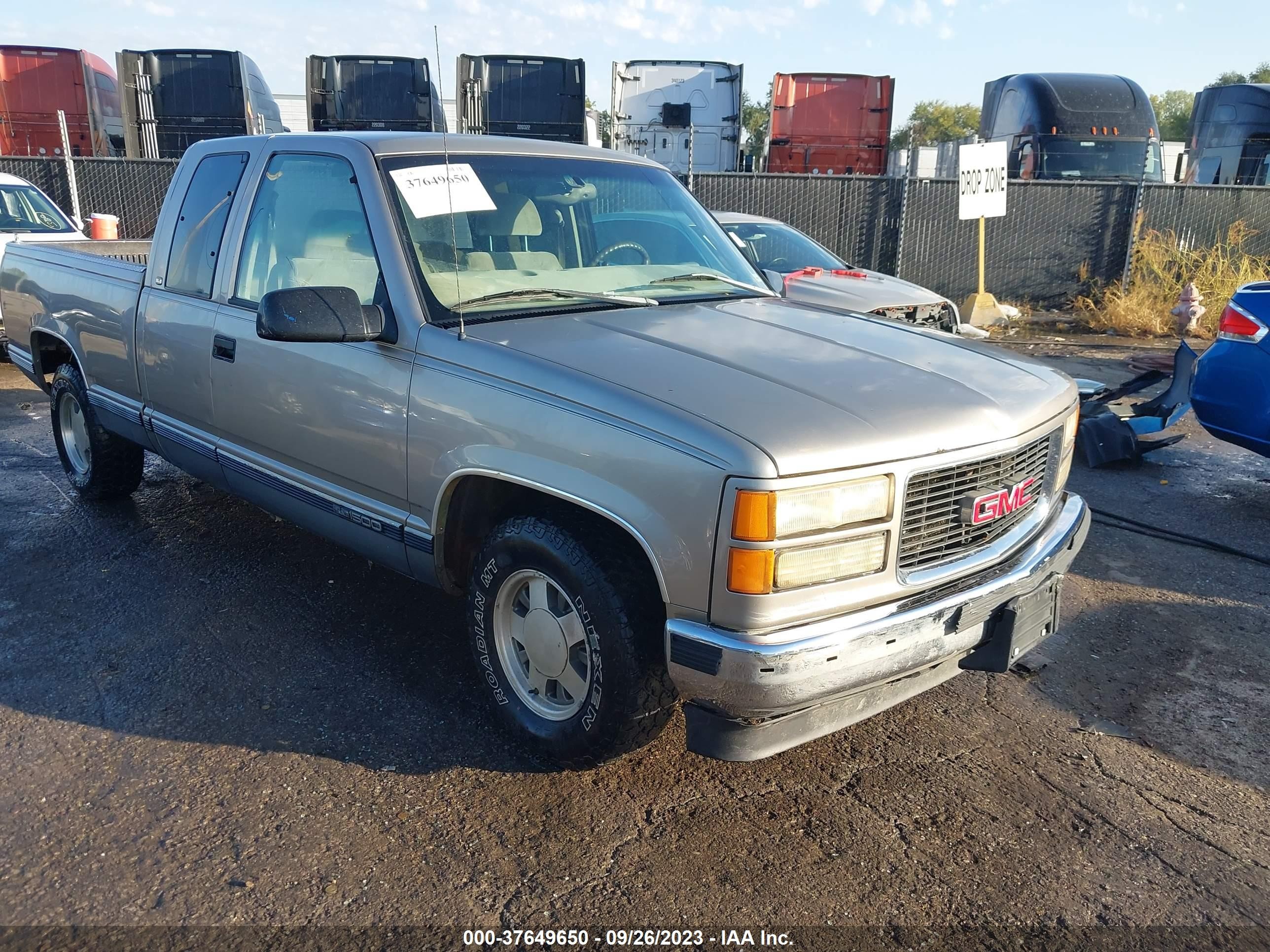 GMC NULL 1999 1gtec19r6xr514722