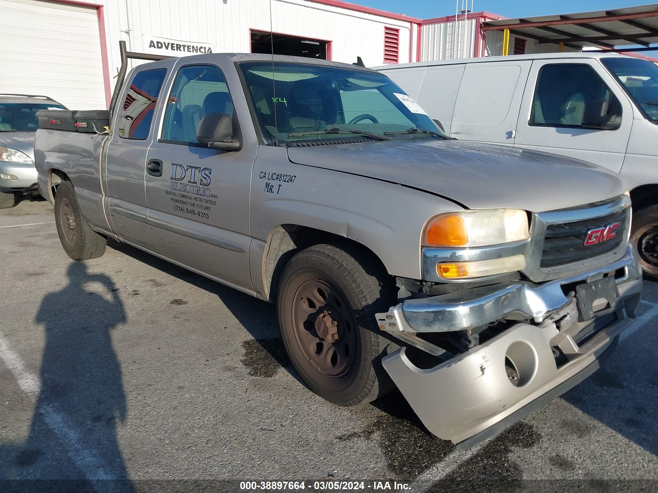 GMC SIERRA 2006 1gtec19t86z142746