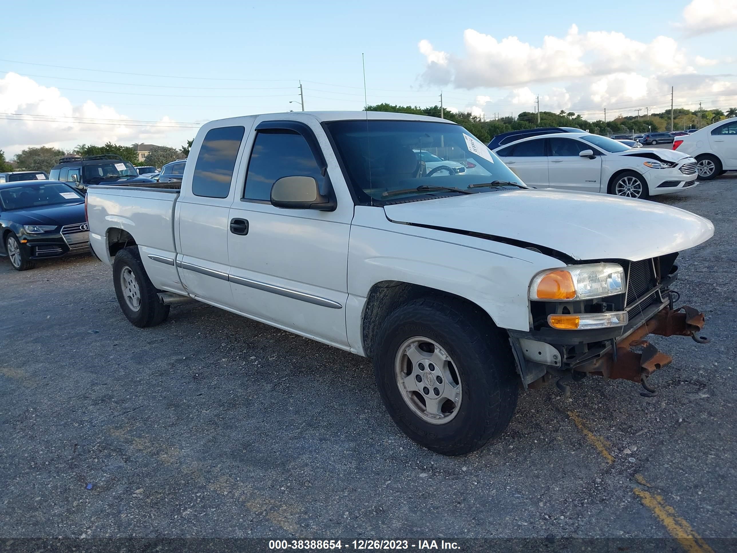 GMC SIERRA 1999 1gtec19v7xz513205