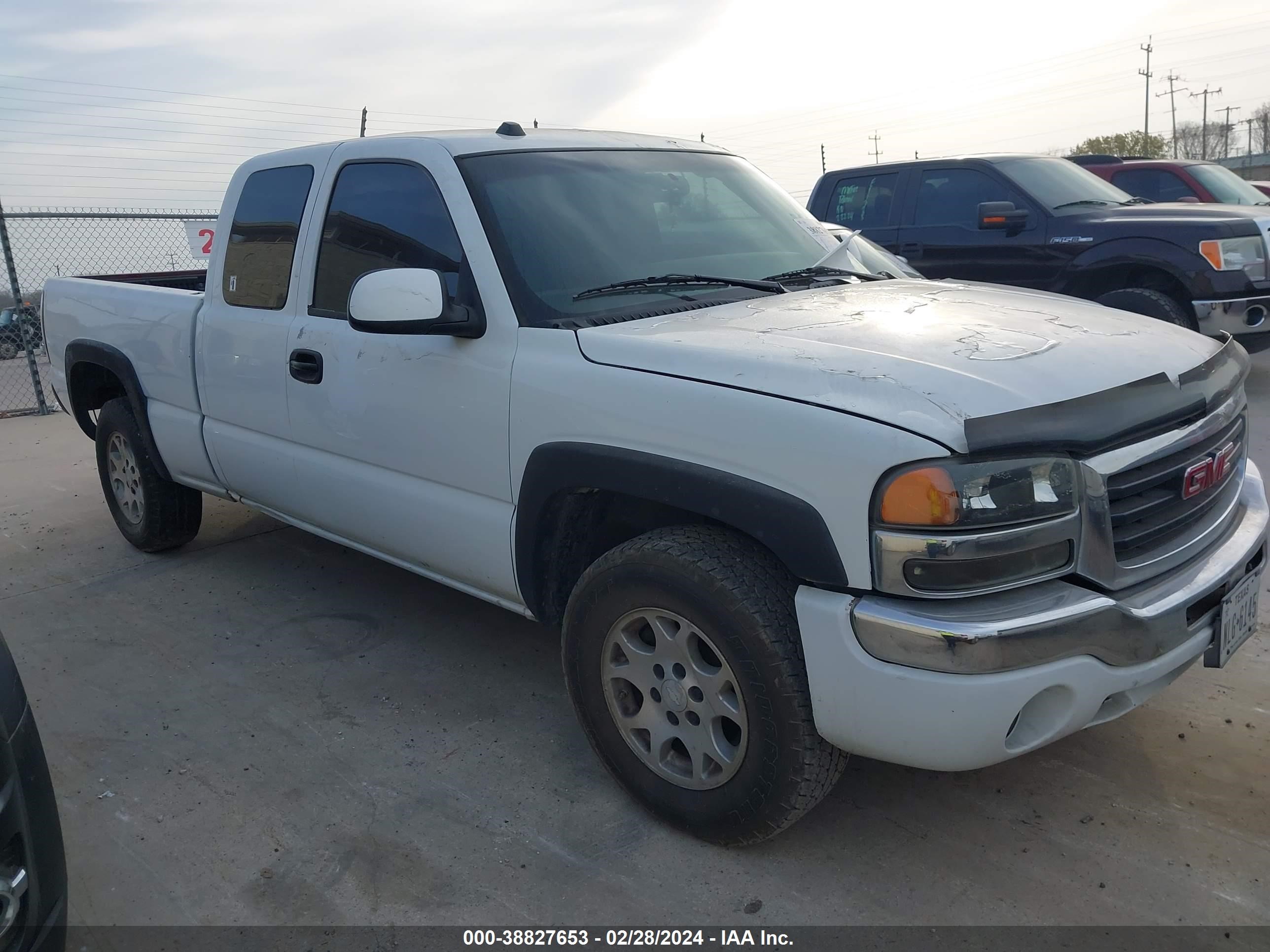 GMC SIERRA 2005 1gtek19b65e162851