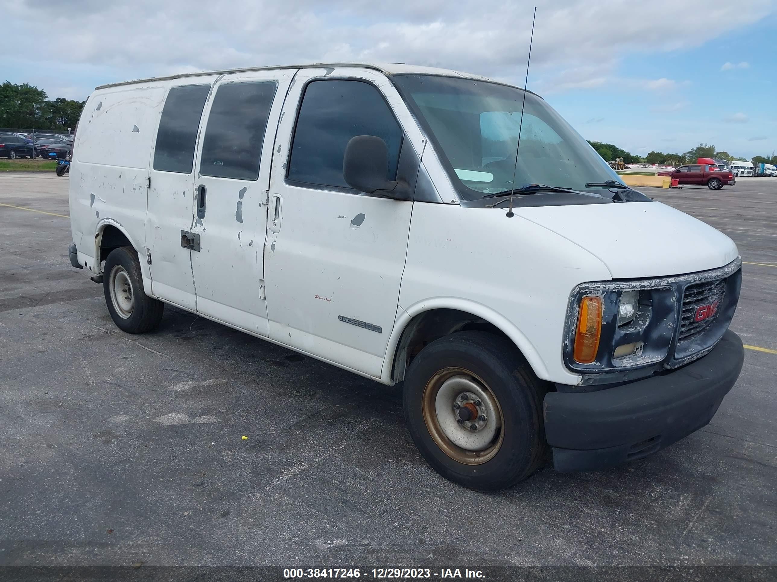 GMC SAVANA 2002 1gtfg25m821207391