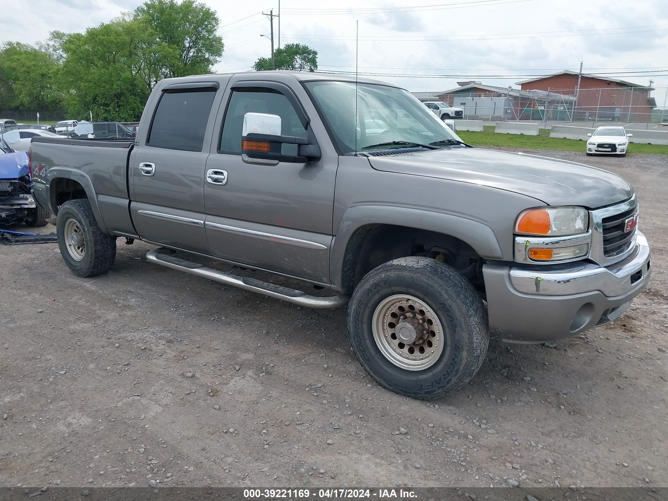 GMC SIERRA 2006 1gtgk13u76f131431