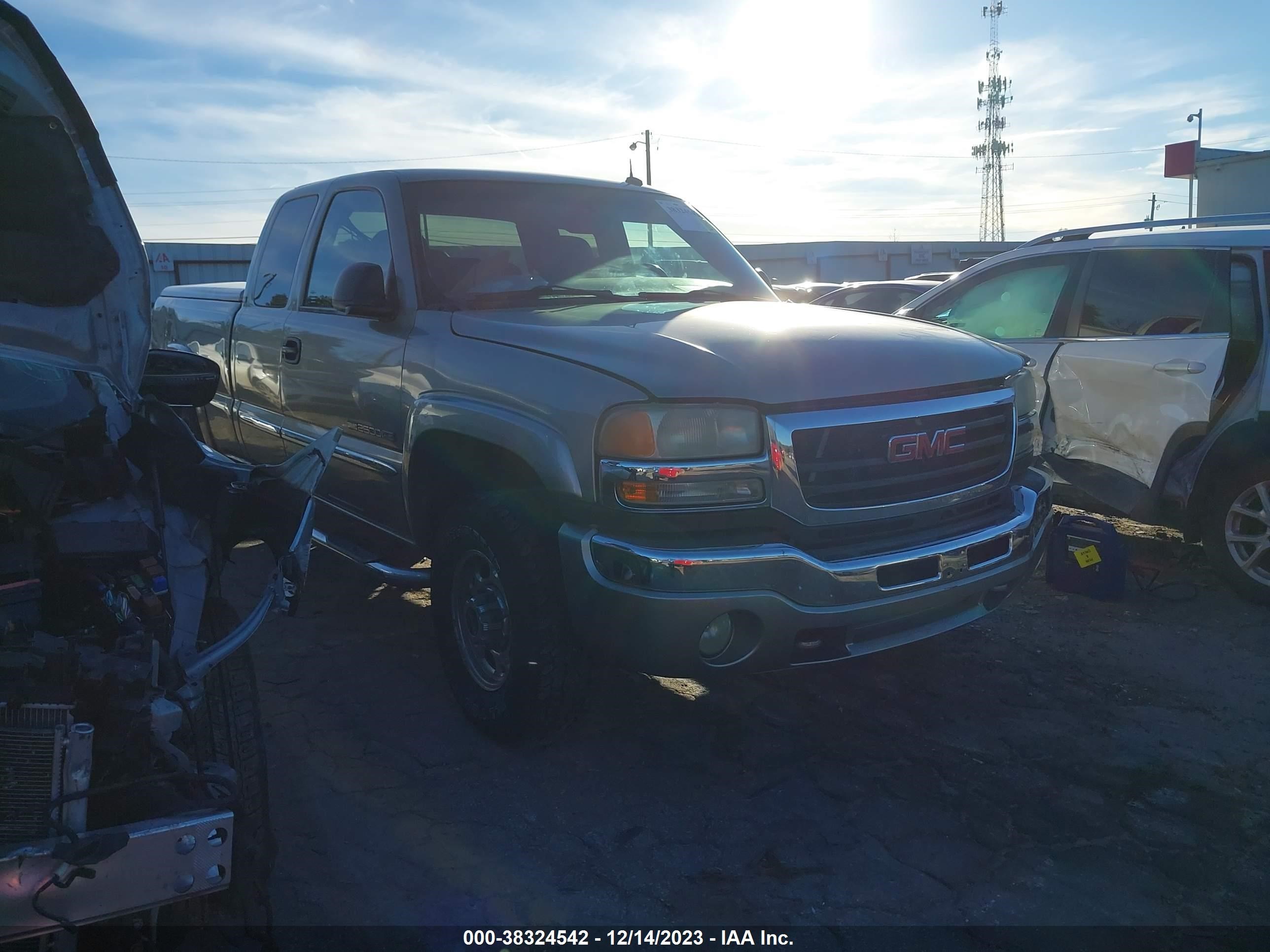 GMC SIERRA 2003 1gthc29g73e155318