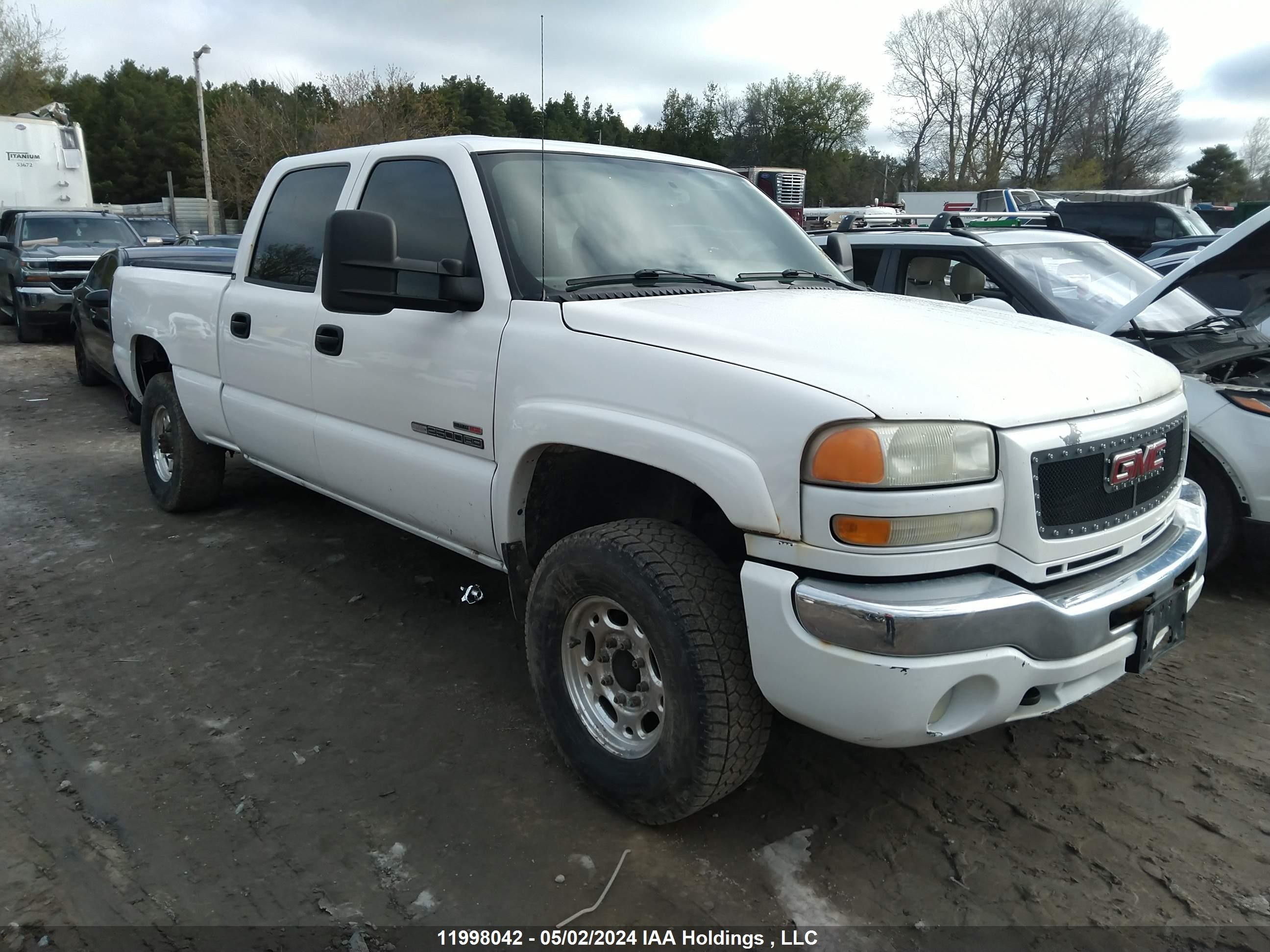 GMC SIERRA 2004 1gthk232x4f232713