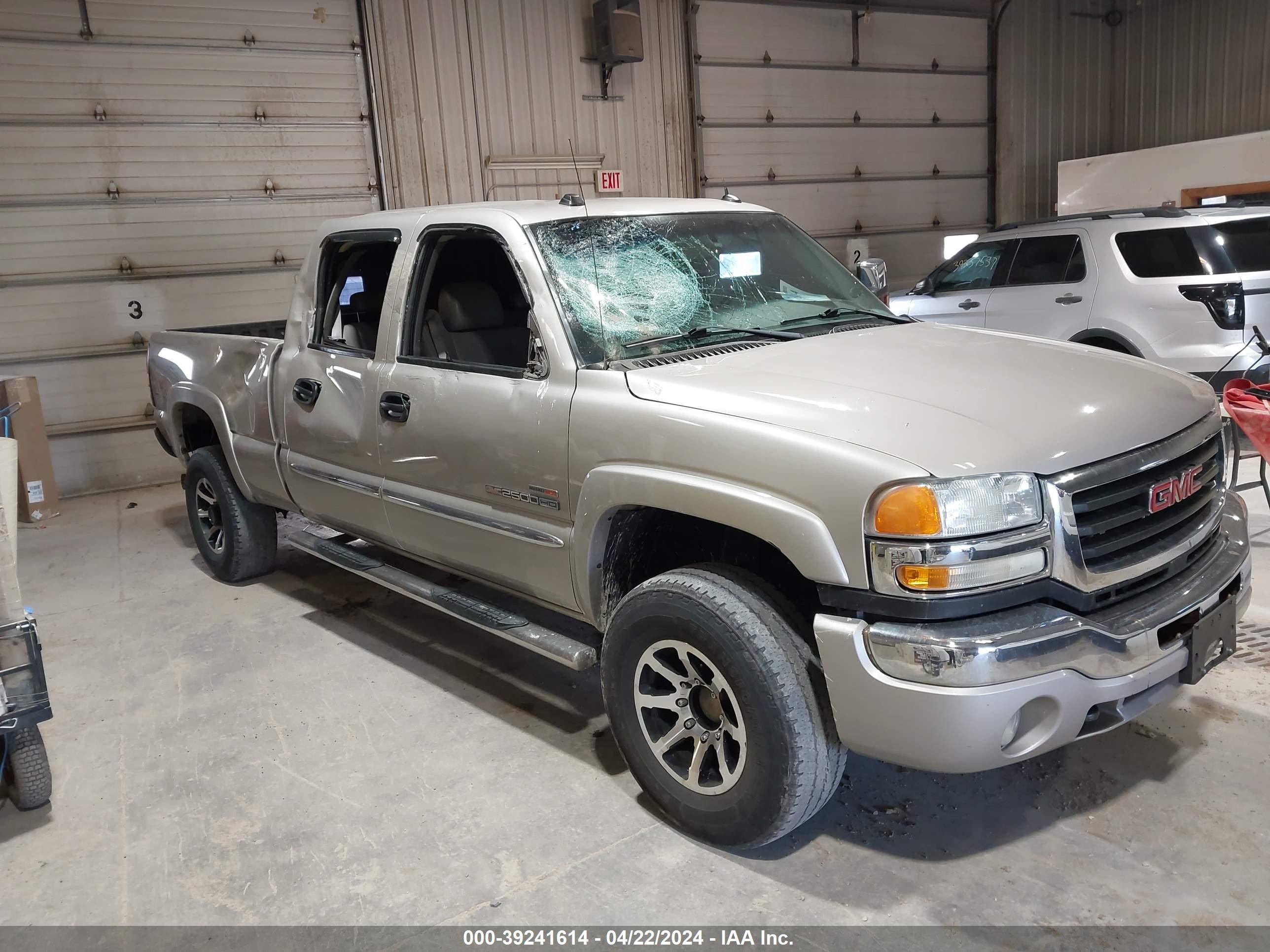 GMC SIERRA 2004 1gthk232x4f256882