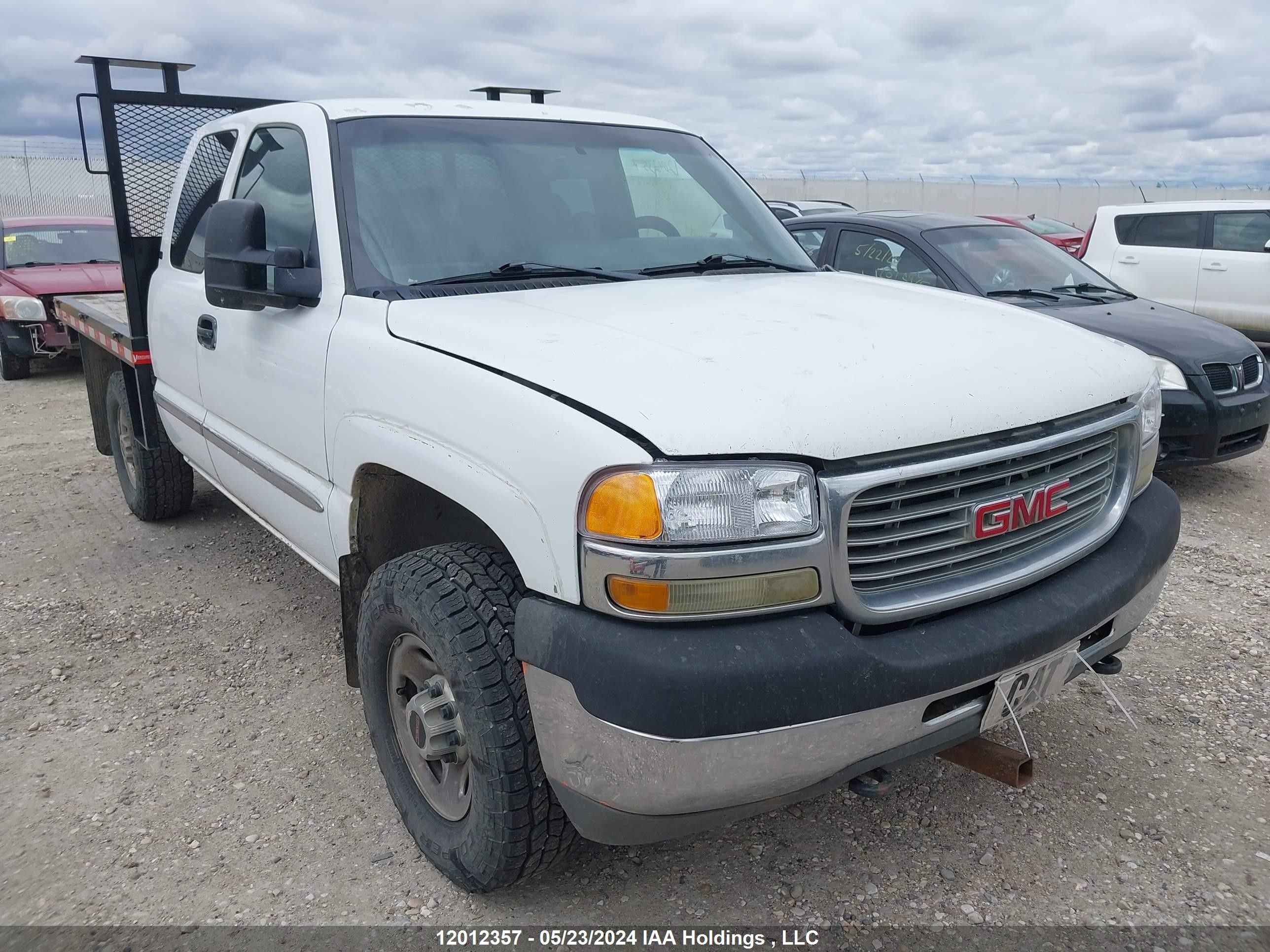 GMC SIERRA 2002 1gthk29u12e109247