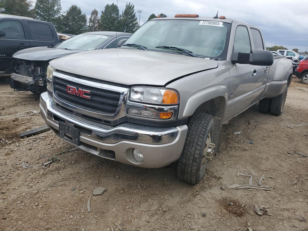 GMC SIERRA 2004 1gtjk332x4f240625