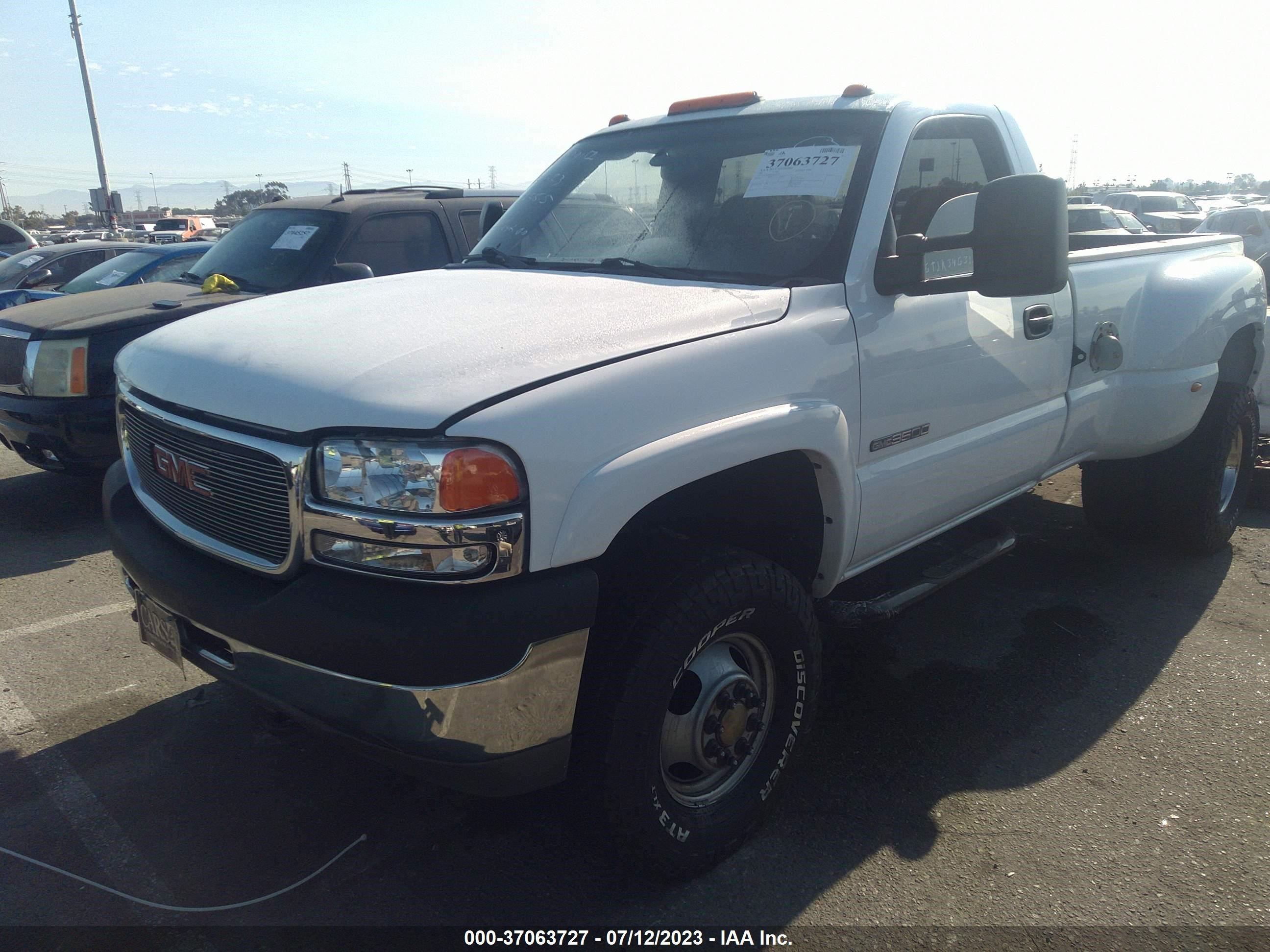 GMC NULL 2001 1gtjk34g31e328783